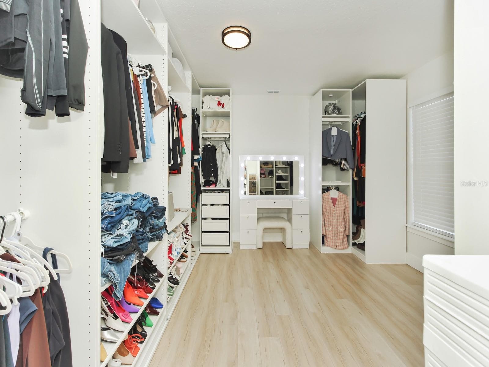 Master Closet - 7561 LAKE ANDREA CIR, MOUNT DORA