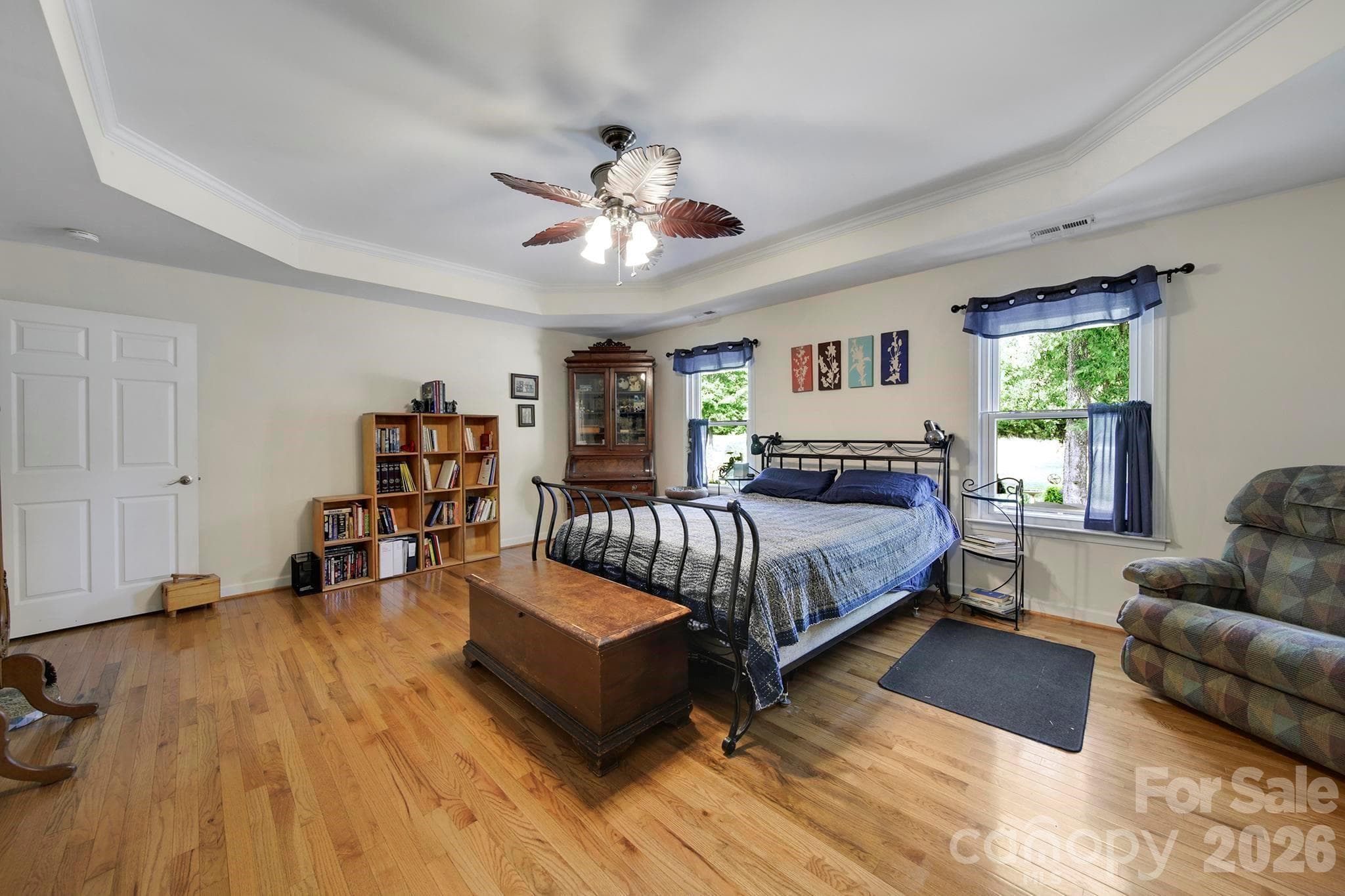 Primary Bedroom on main - Clover