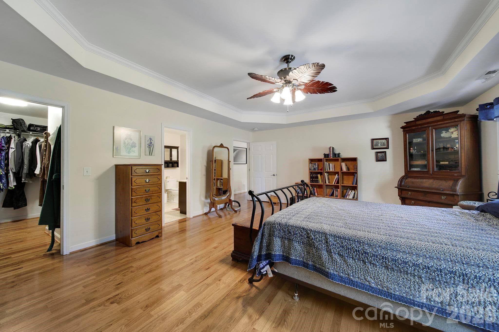 Primary Bedroom on main - Clover