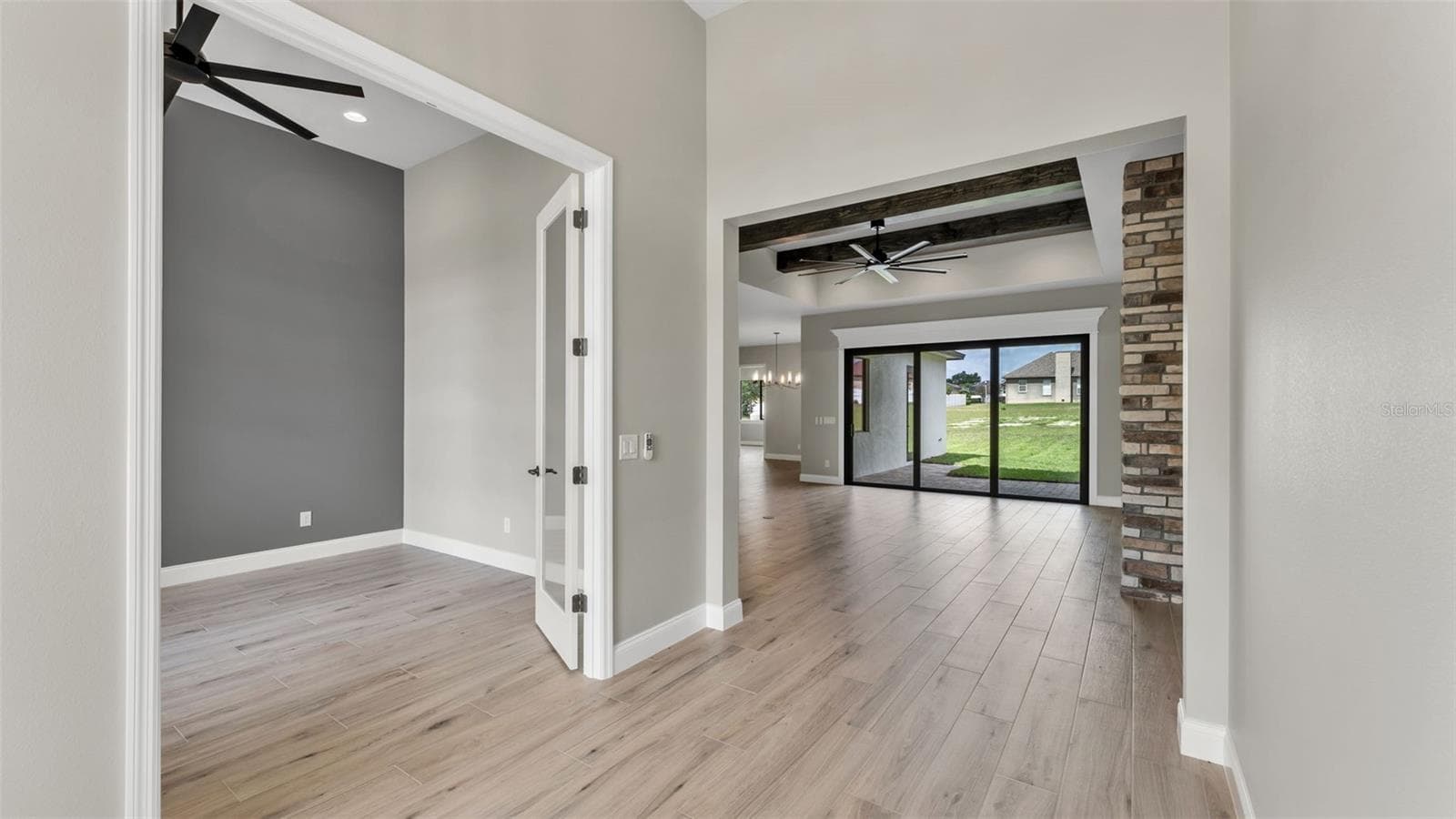 Single Family Residence at 6827 LAKELAND HIGHLANDS RD, LAKELAND, photo 6 of 62