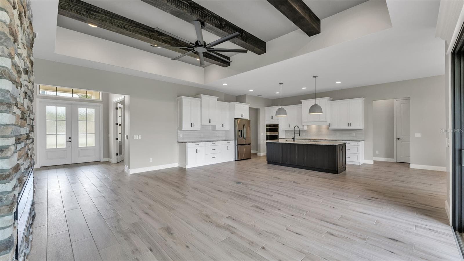 Single Family Residence at 6827 LAKELAND HIGHLANDS RD, LAKELAND, photo 20 of 62