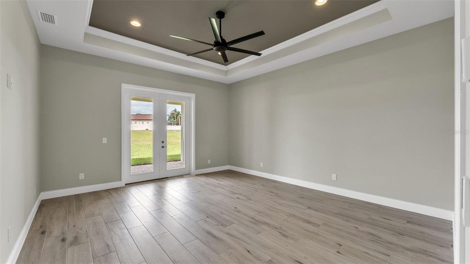 primary bedroom - 6827 LAKELAND HIGHLANDS RD, LAKELAND