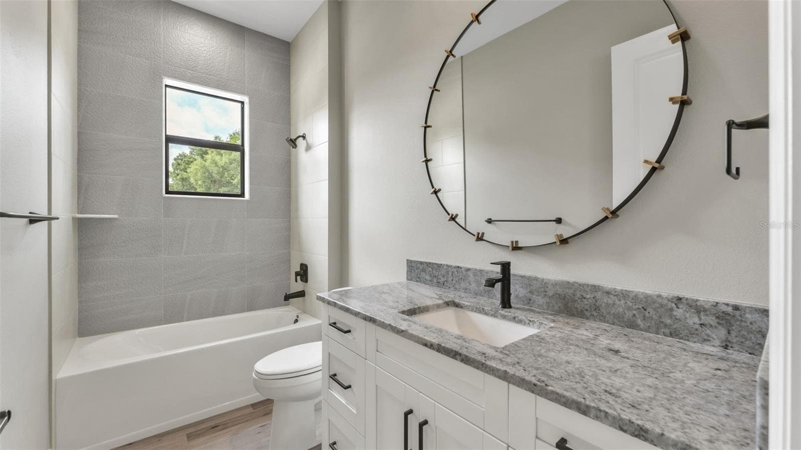 bathroom #2 - 6827 LAKELAND HIGHLANDS RD, LAKELAND