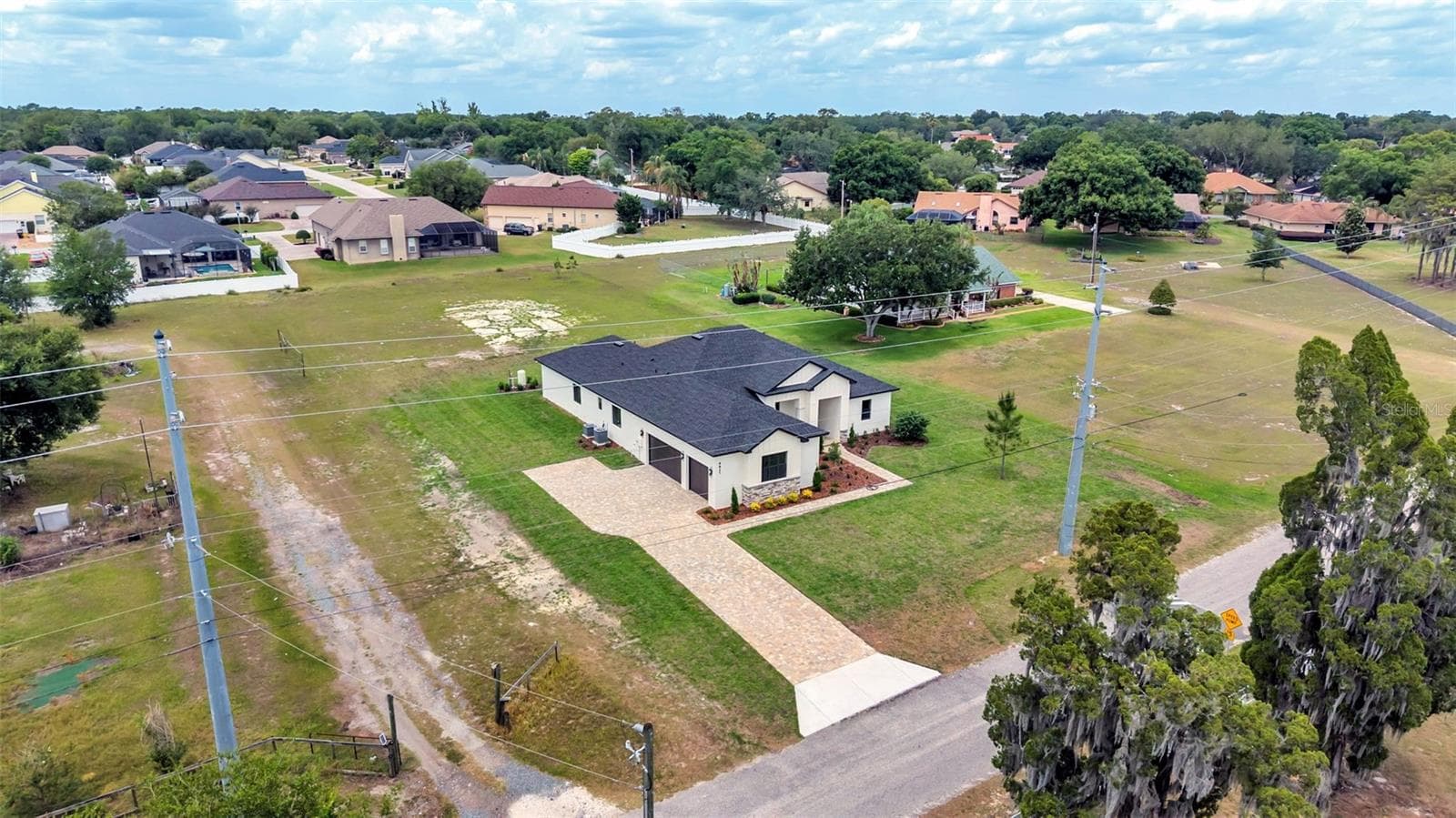 Single Family Residence at 6827 LAKELAND HIGHLANDS RD, LAKELAND, photo 58 of 62