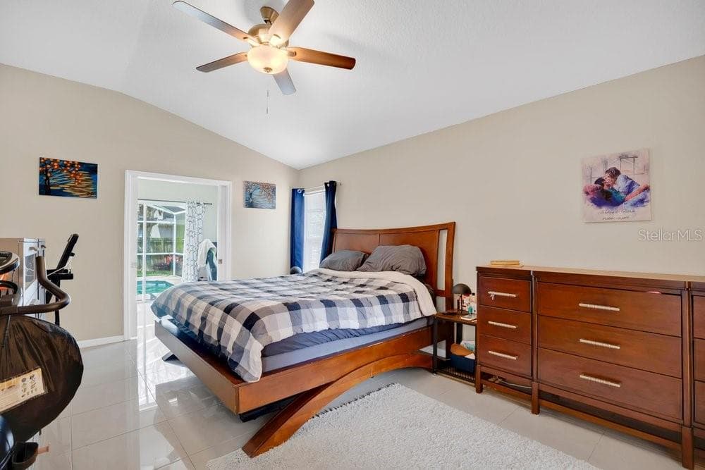 Single Family Residence at 213 BRUSHCREEK DR, SANFORD, photo 11 of 17