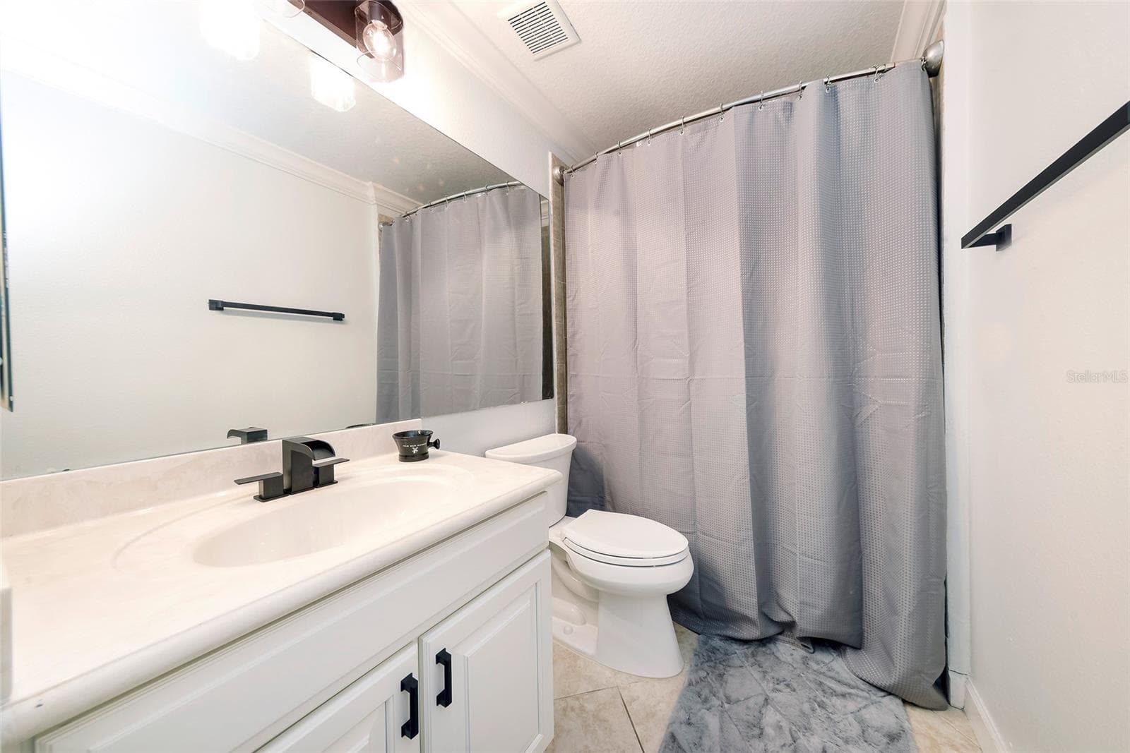 Bathroom 3 - lower level - 1397 LATTIMORE DR, CLERMONT
