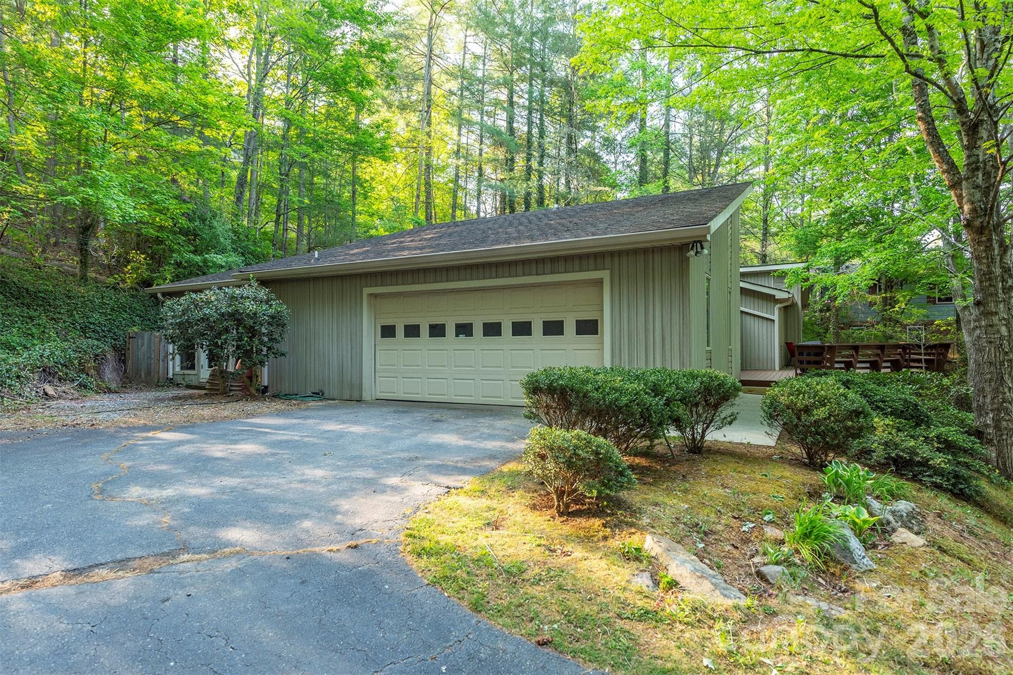Single Family Residence at 58 Ballantree Drive, Asheville, photo 2 of 48