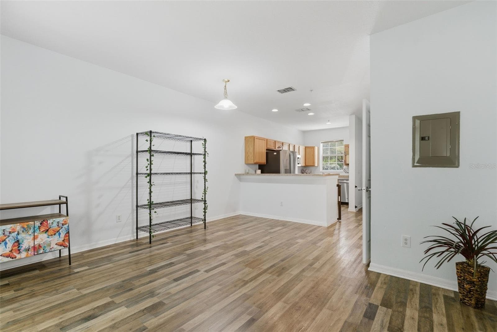Townhouse at 2049 FIESTA RIDGE CT, TAMPA, photo 13 of 39