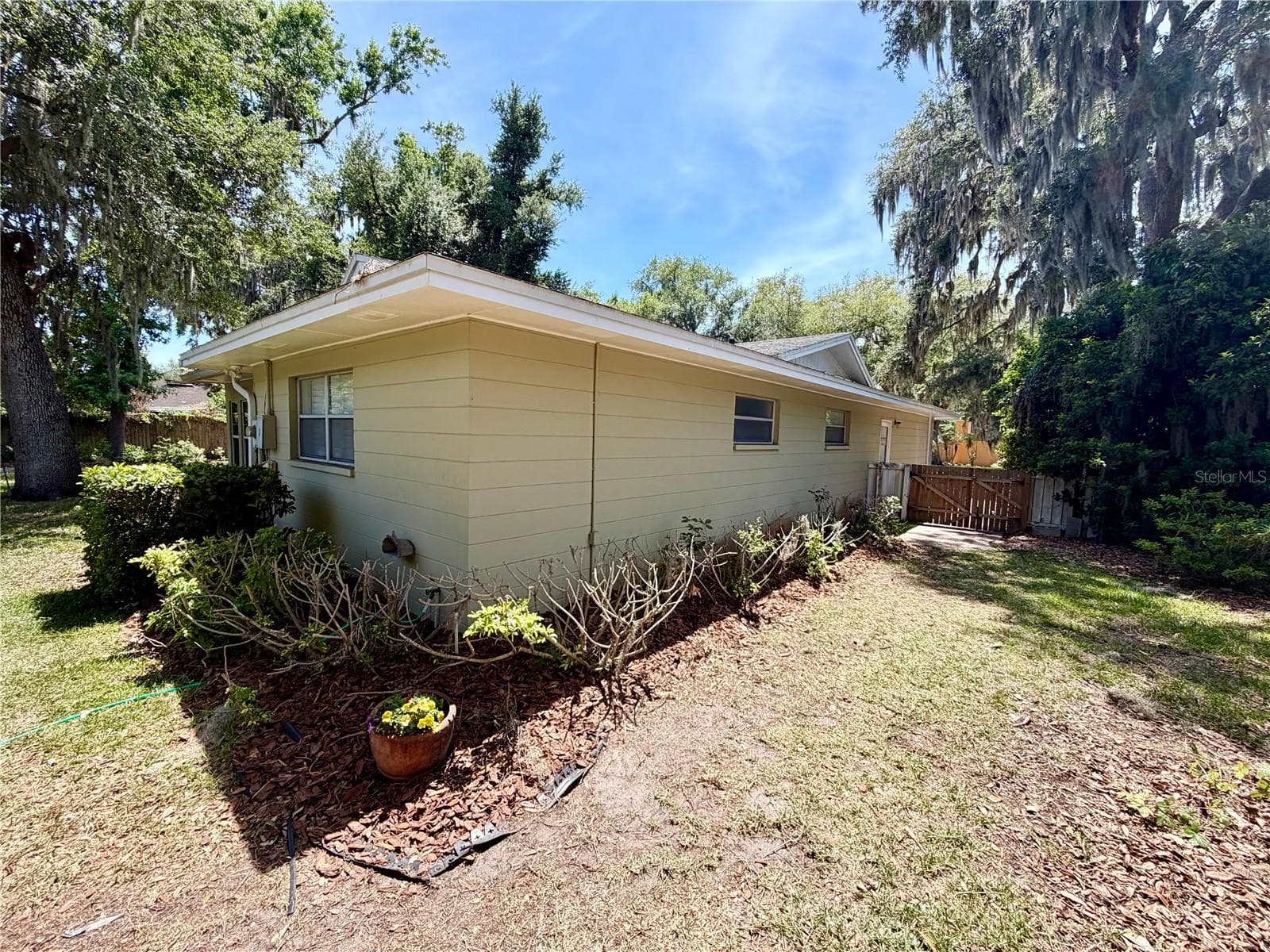 Single Family Residence at 6322 OAK SQ E, LAKELAND, photo 14 of 75