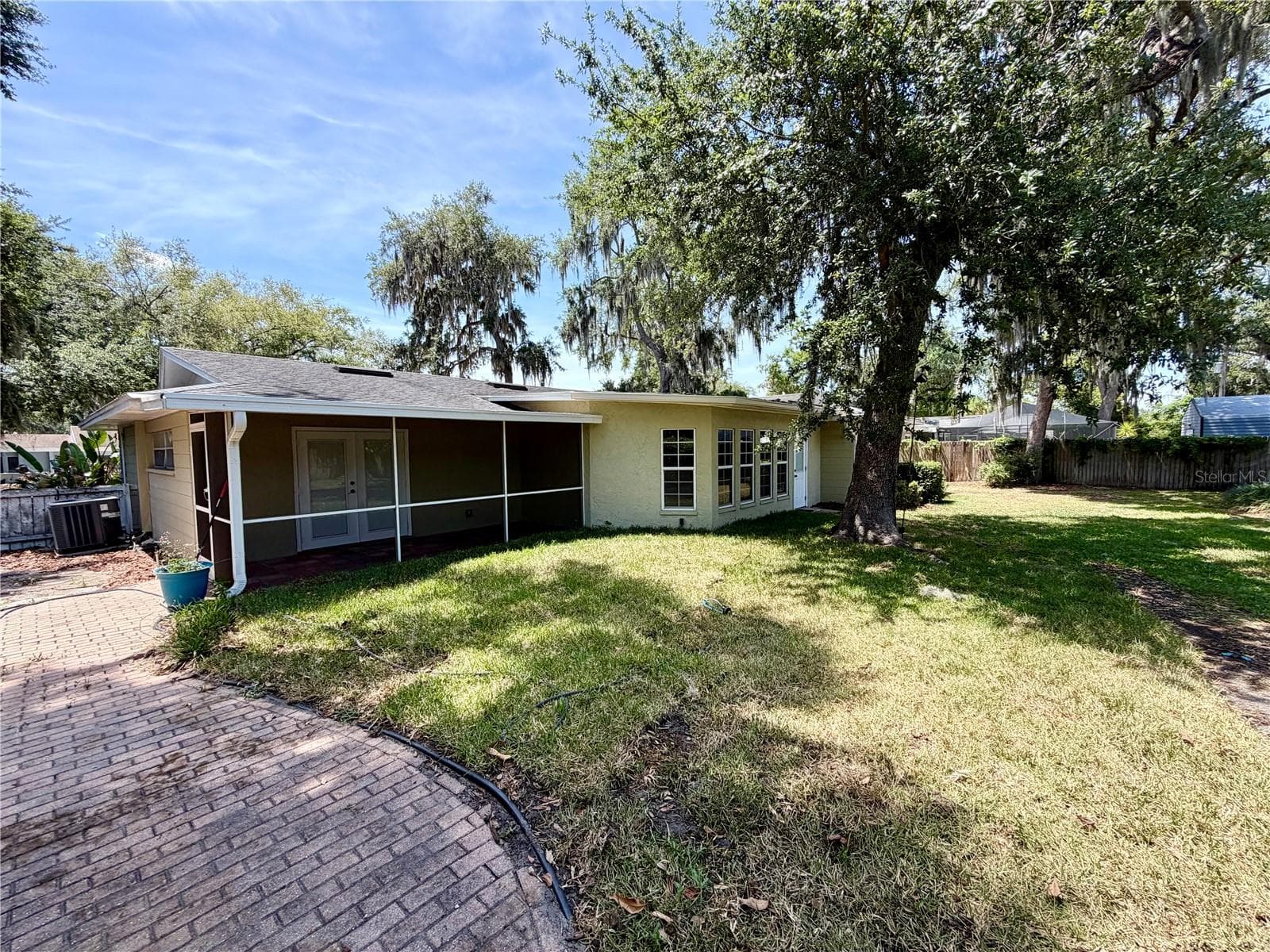 Single Family Residence at 6322 OAK SQ E, LAKELAND, photo 16 of 75