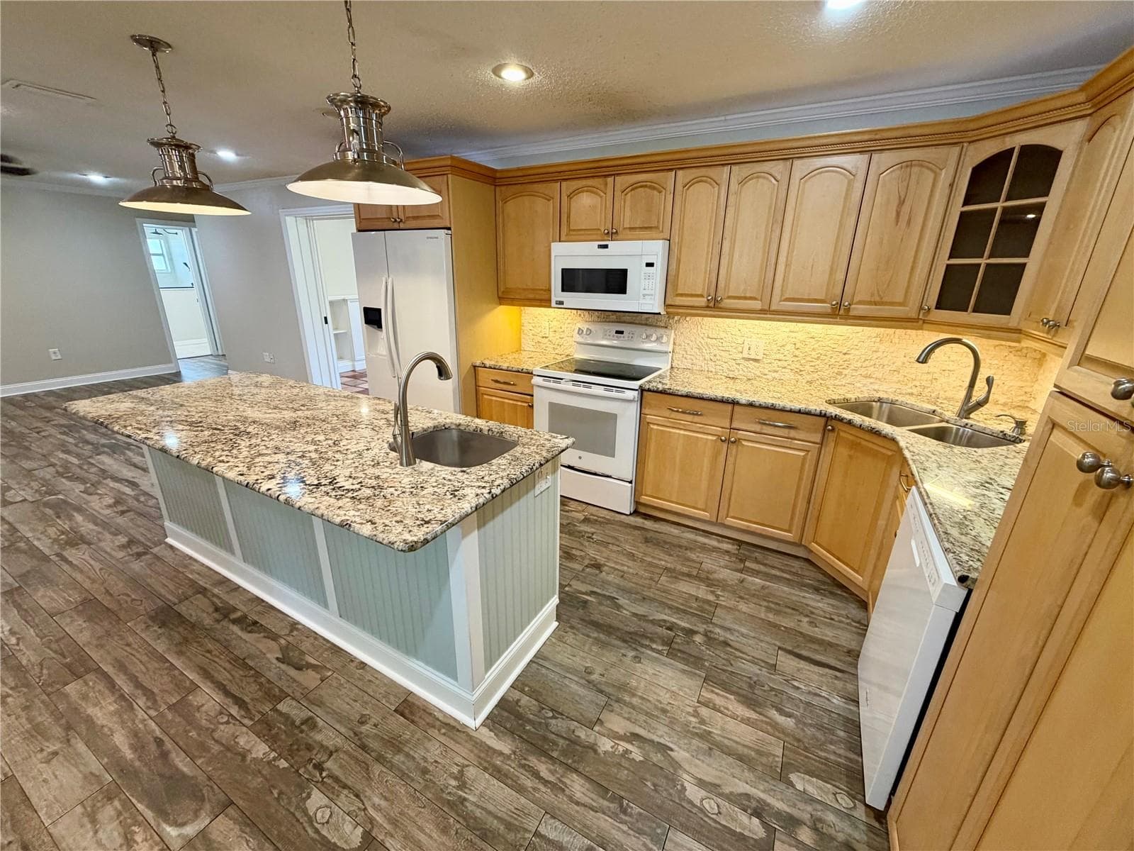 Single Family Residence at 6322 OAK SQ E, LAKELAND, photo 32 of 75