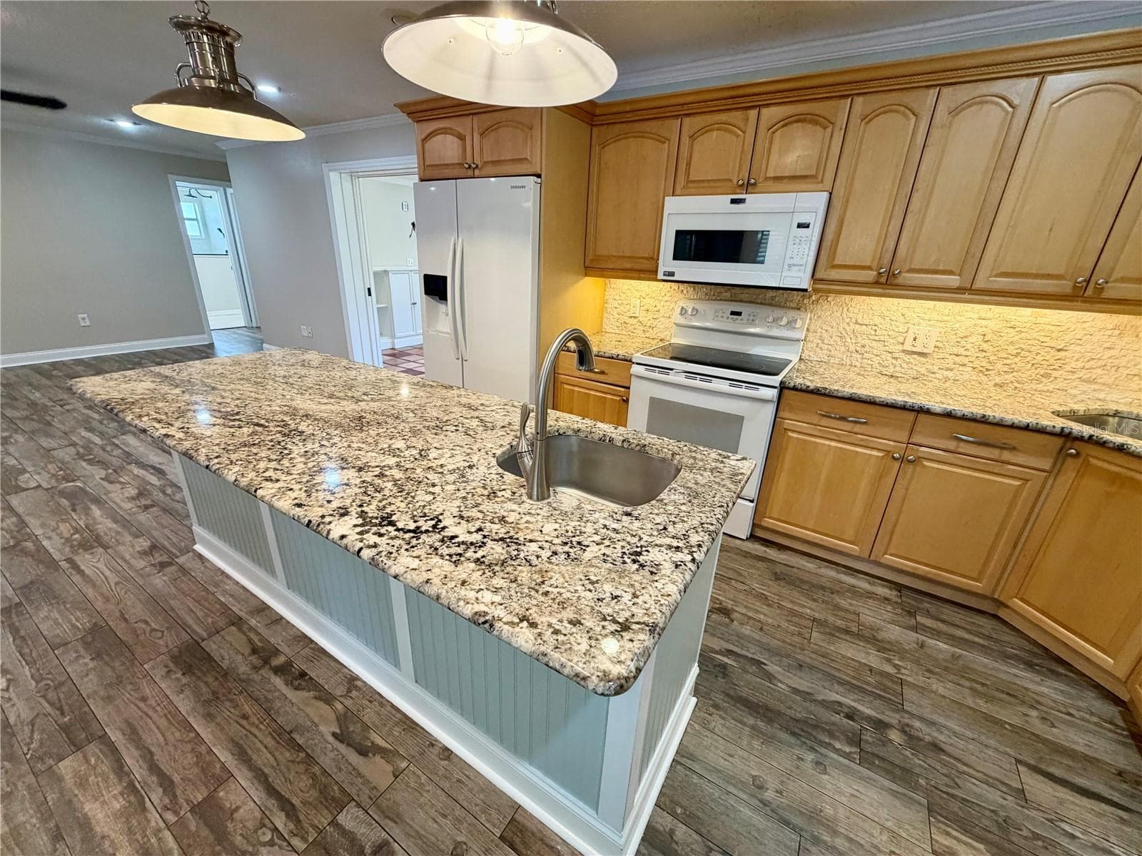 Single Family Residence at 6322 OAK SQ E, LAKELAND, photo 35 of 75