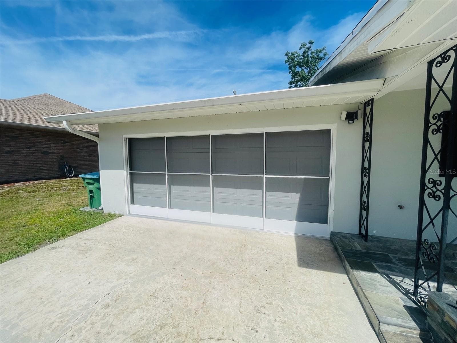 Screen slider doors for garage - 999 ELEANOR AVE, DELTONA