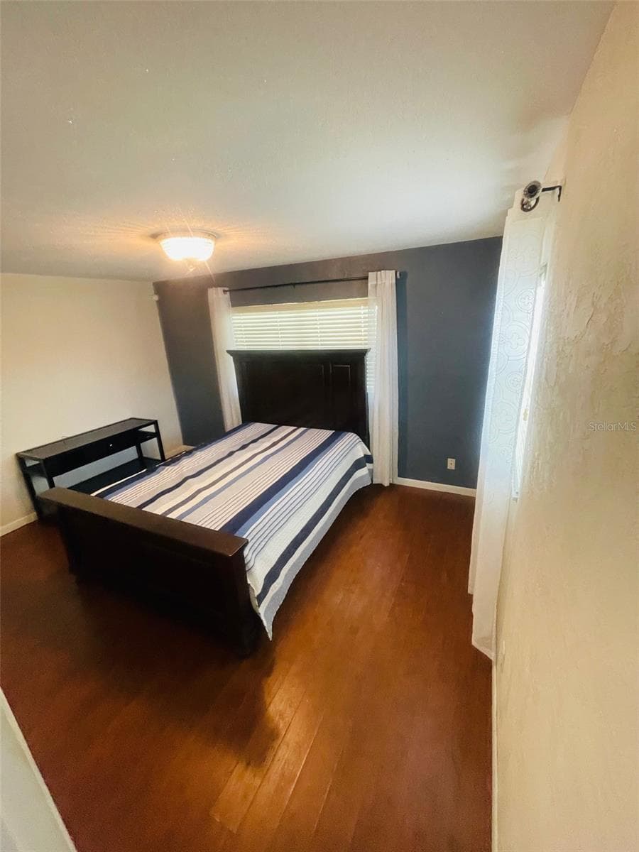Master Bedroom - 999 ELEANOR AVE, DELTONA