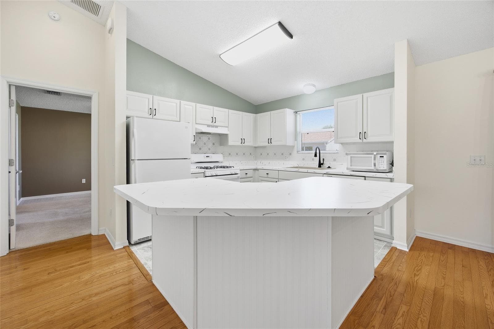Single Family Residence at 17705 SE 93RD HAWTHORNE AVE, THE VILLAGES, photo 12 of 46