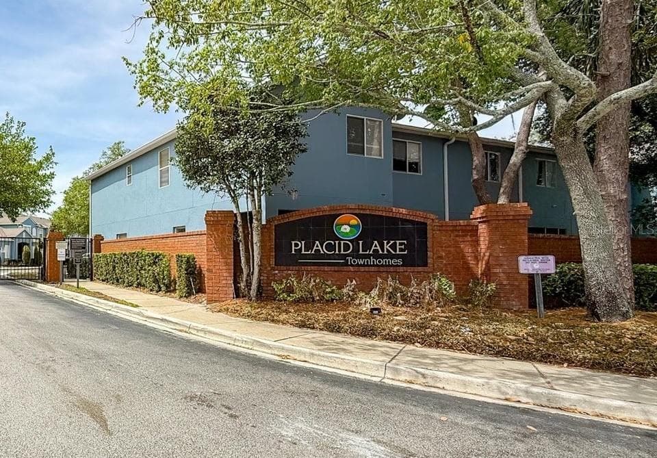Gated Main Entrance to community - 509 WILTON CIR, SANFORD