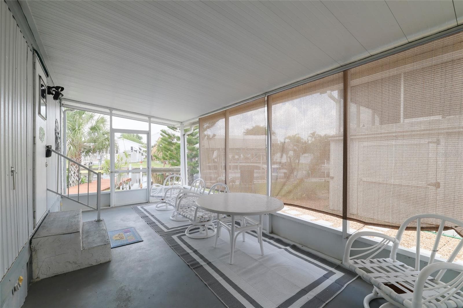 Manufactured Home at 3119 SUNNY HARBOR DR, PUNTA GORDA, photo 4 of 33