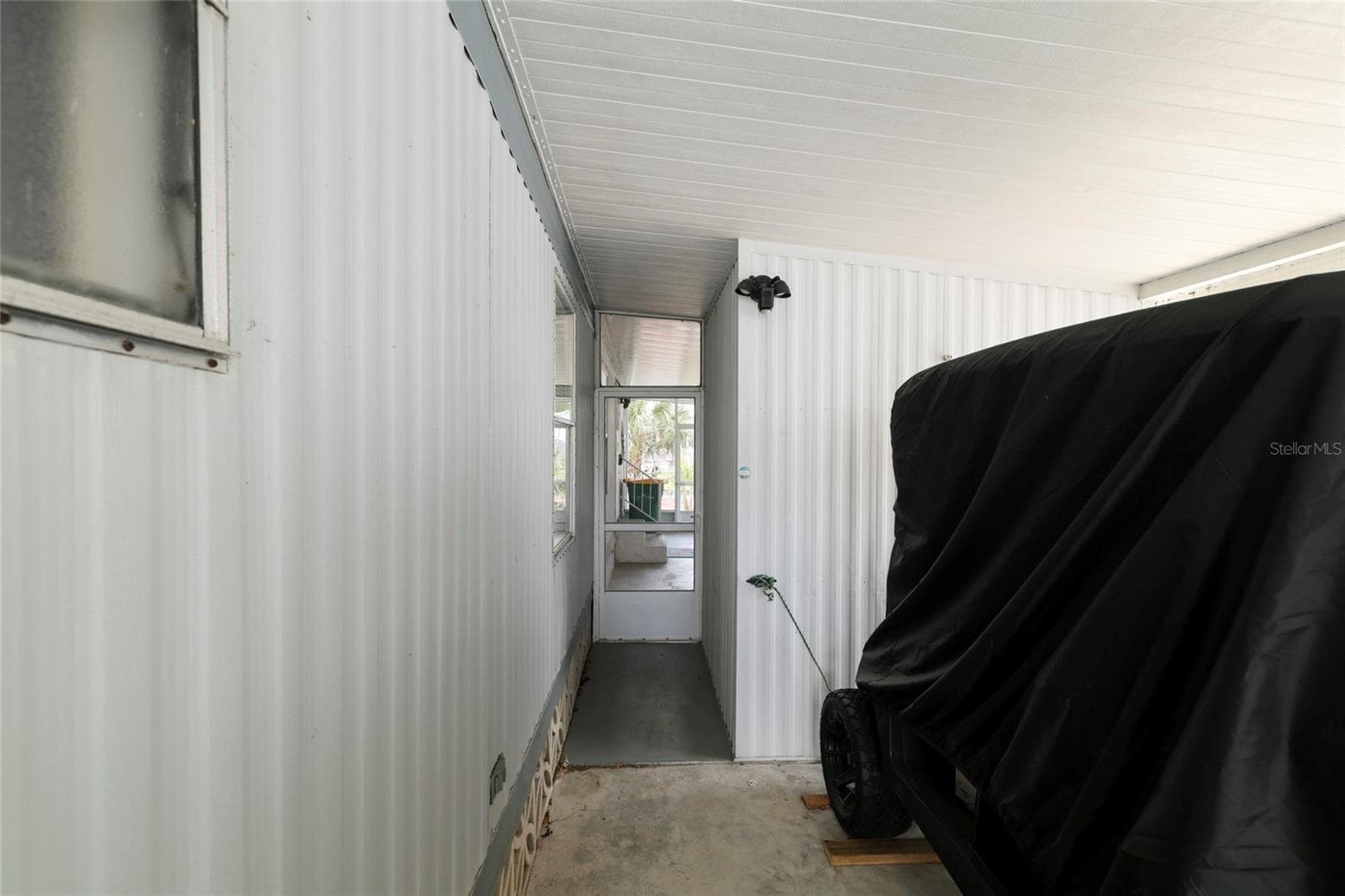 Manufactured Home at 3119 SUNNY HARBOR DR, PUNTA GORDA, photo 8 of 33