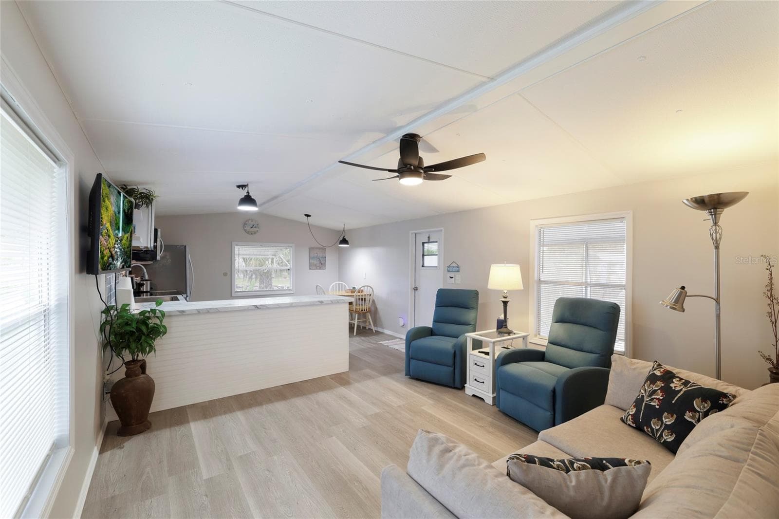Manufactured Home at 3119 SUNNY HARBOR DR, PUNTA GORDA, photo 18 of 33