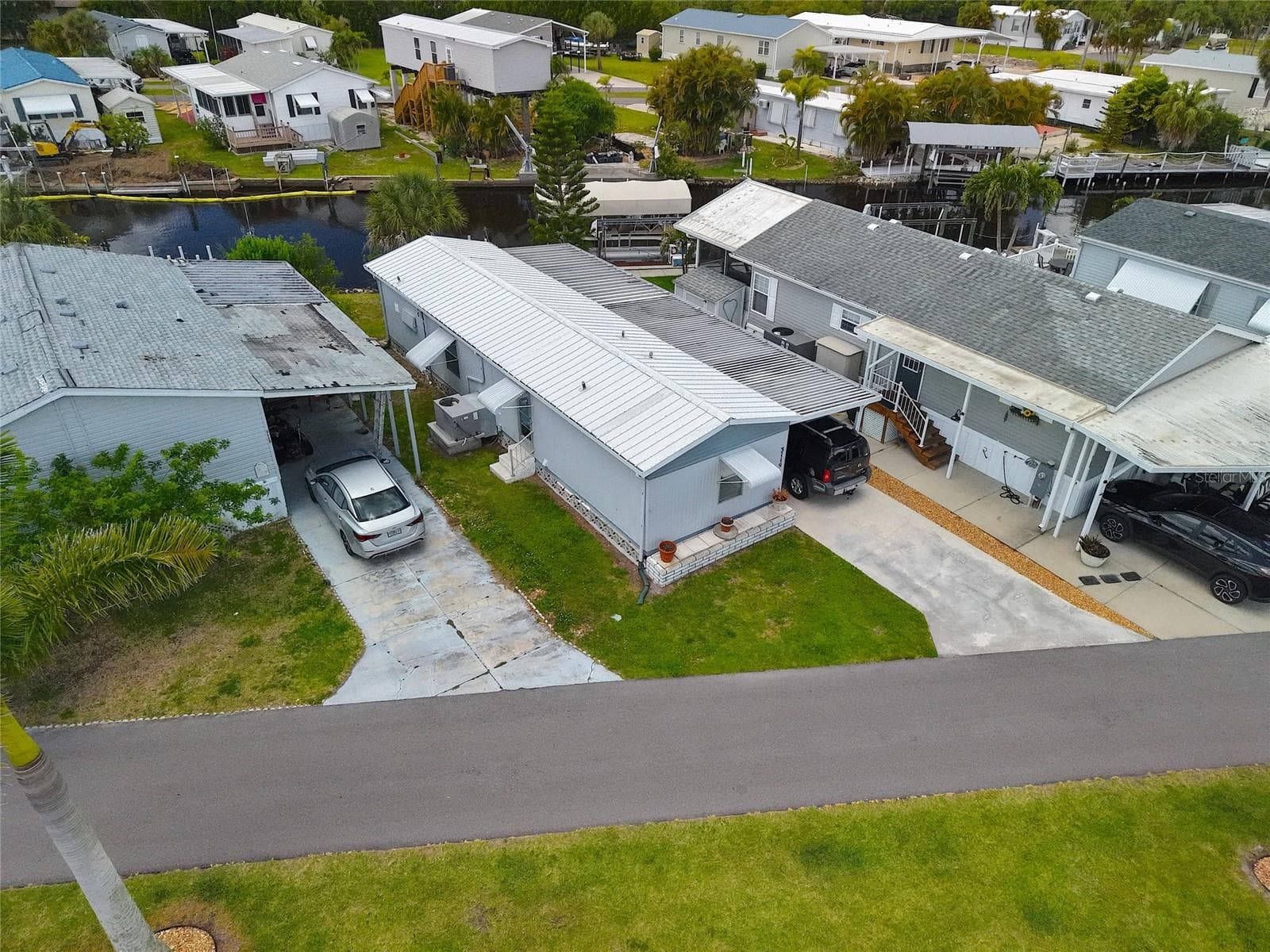 Manufactured Home at 3119 SUNNY HARBOR DR, PUNTA GORDA, photo 27 of 33