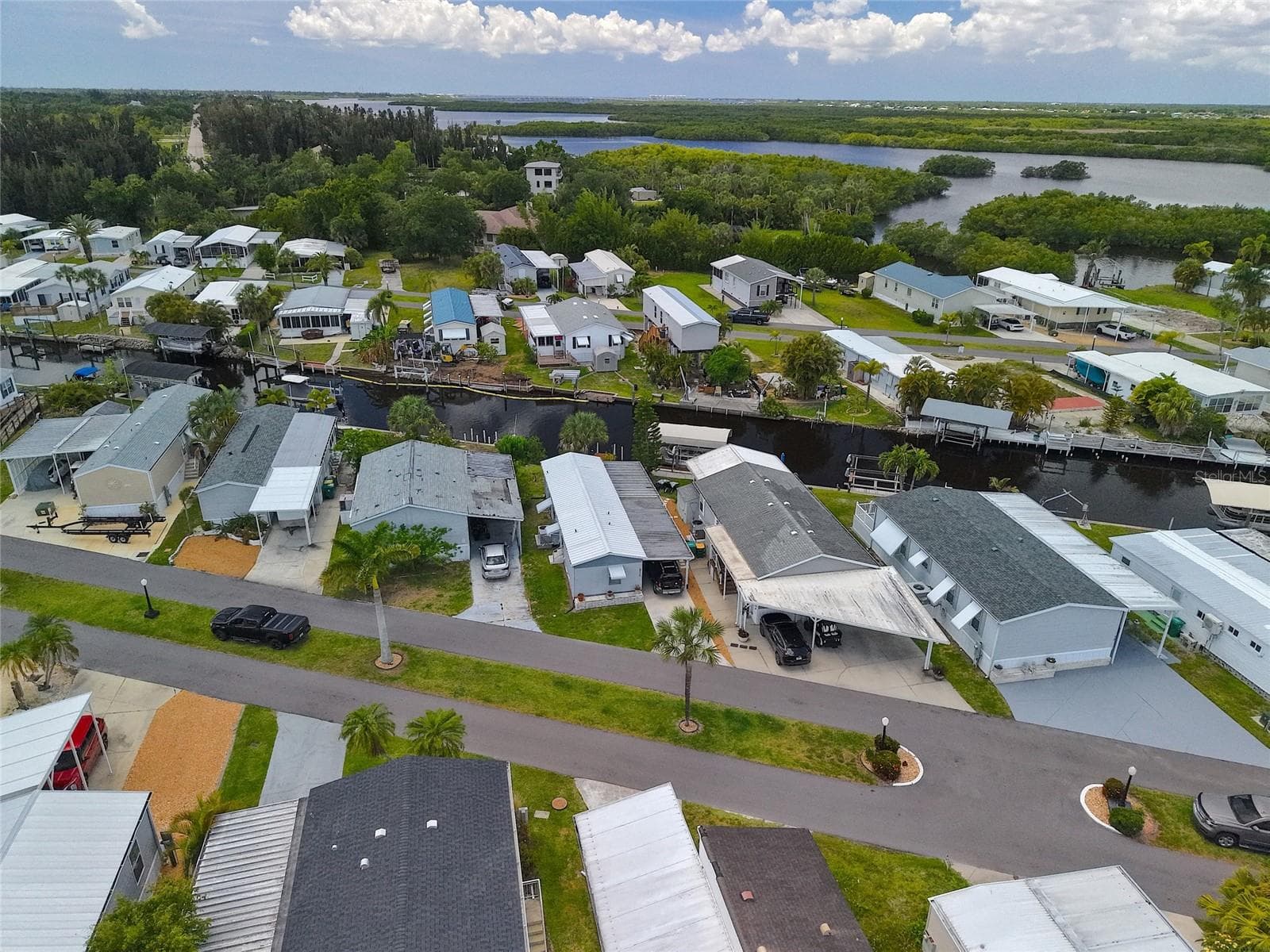 Manufactured Home at 3119 SUNNY HARBOR DR, PUNTA GORDA, photo 31 of 33
