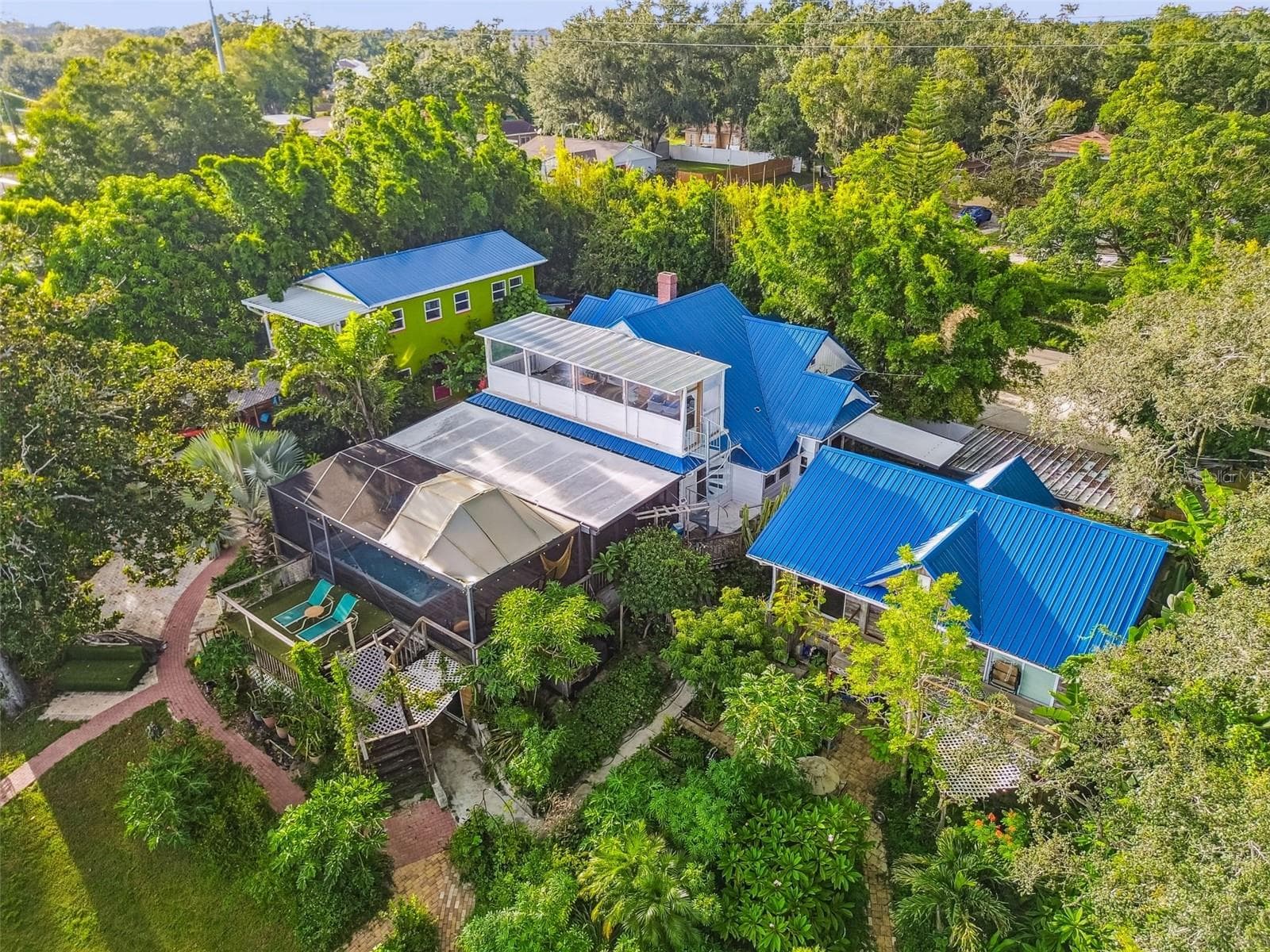Single Family Residence at 3203 E YUKON ST, TAMPA, photo 62 of 64