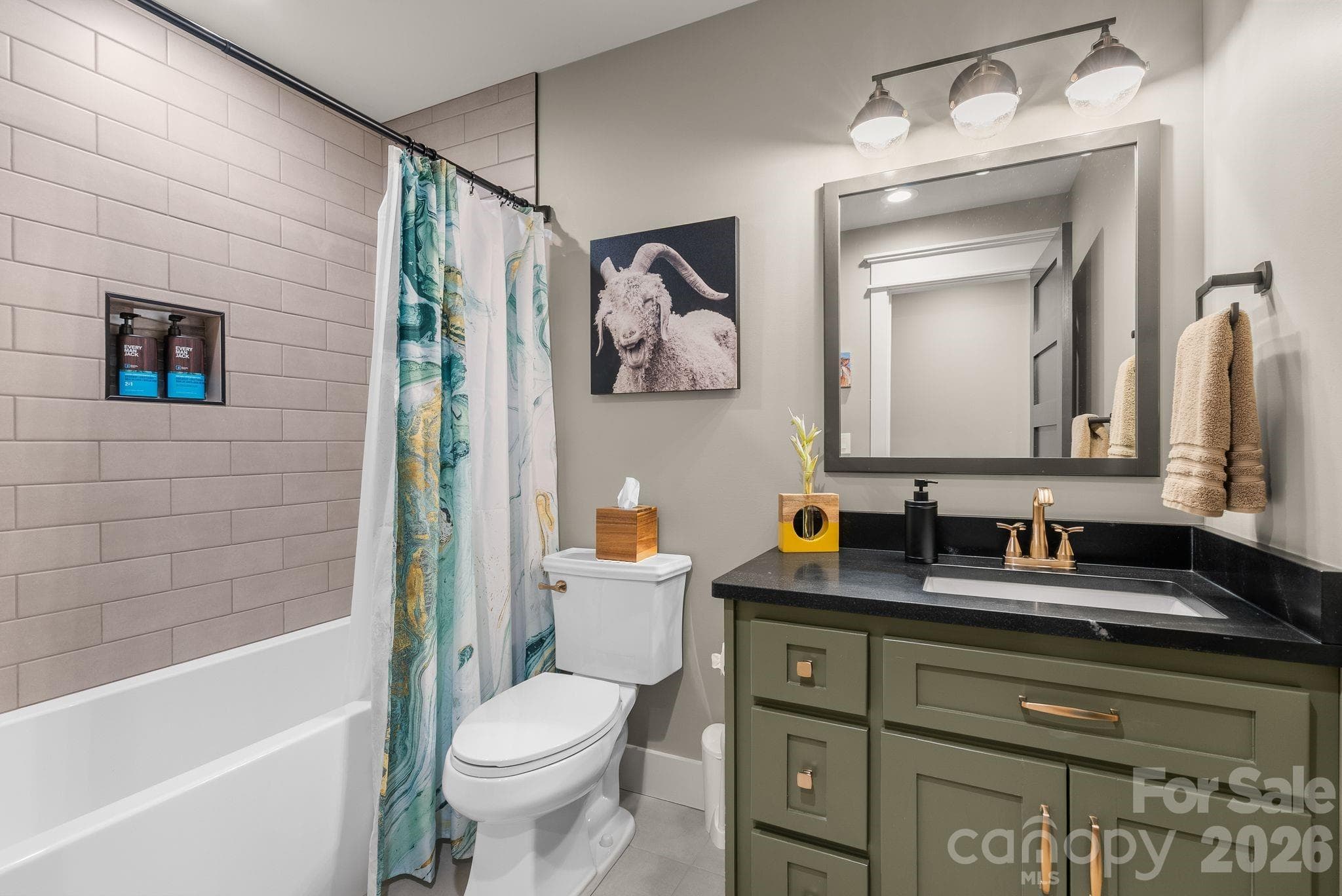 Upstairs Guest Bathroom - 7 Acona Lane, Asheville