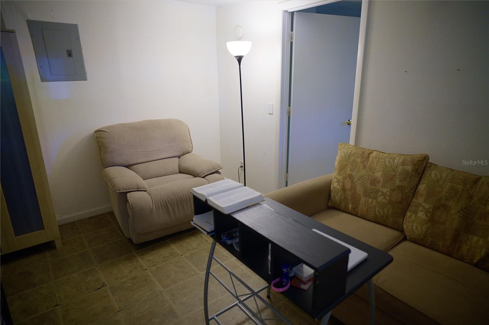 Triplex at 2119 S FERN CREEK AVE, ORLANDO, photo 17 of 67