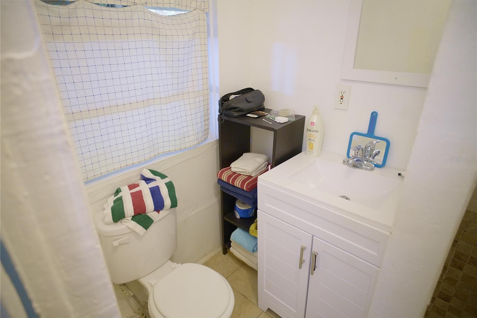 Triplex at 2119 S FERN CREEK AVE, ORLANDO, photo 35 of 67