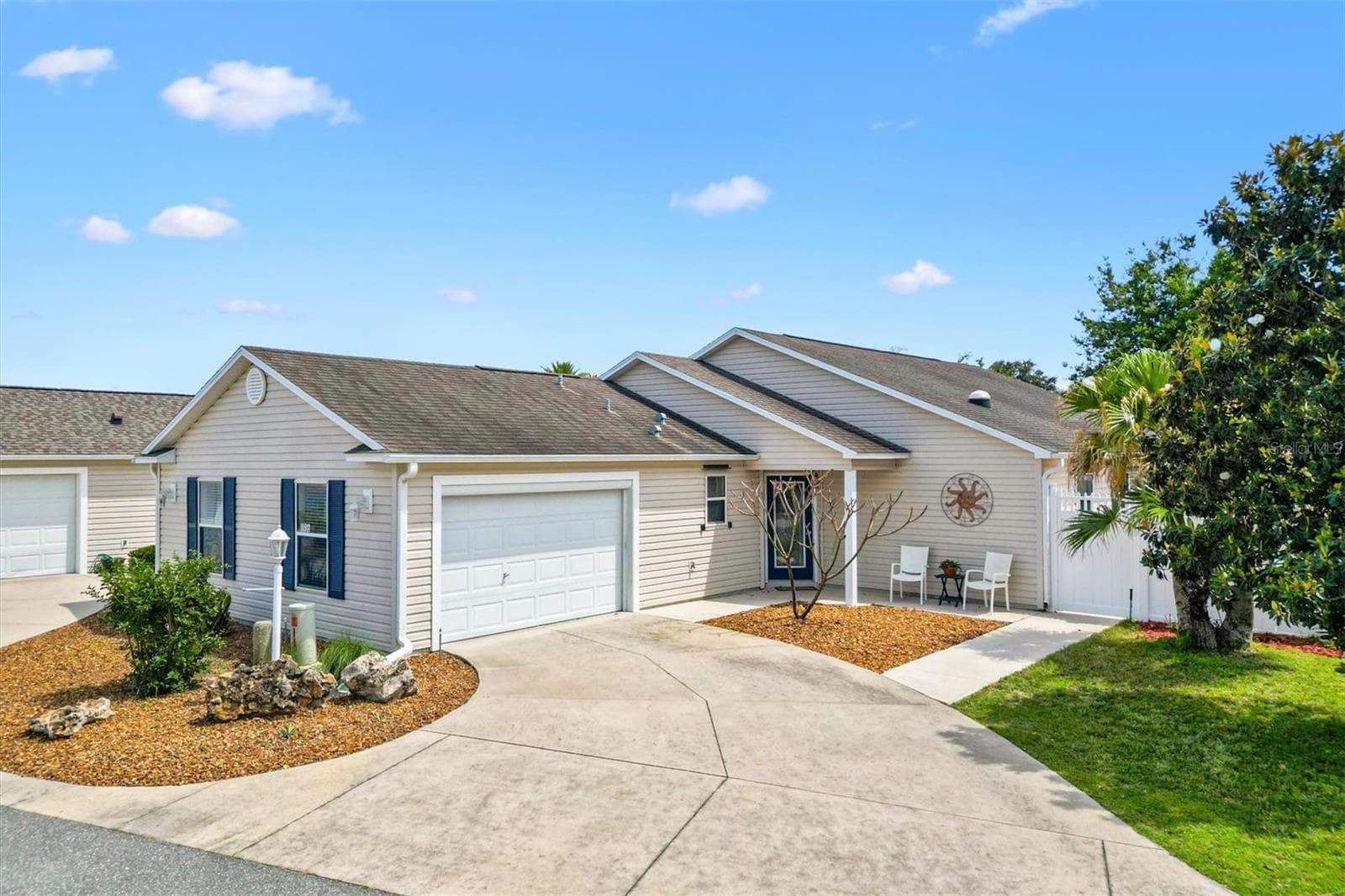 1936 NEEDLEWOOD LN