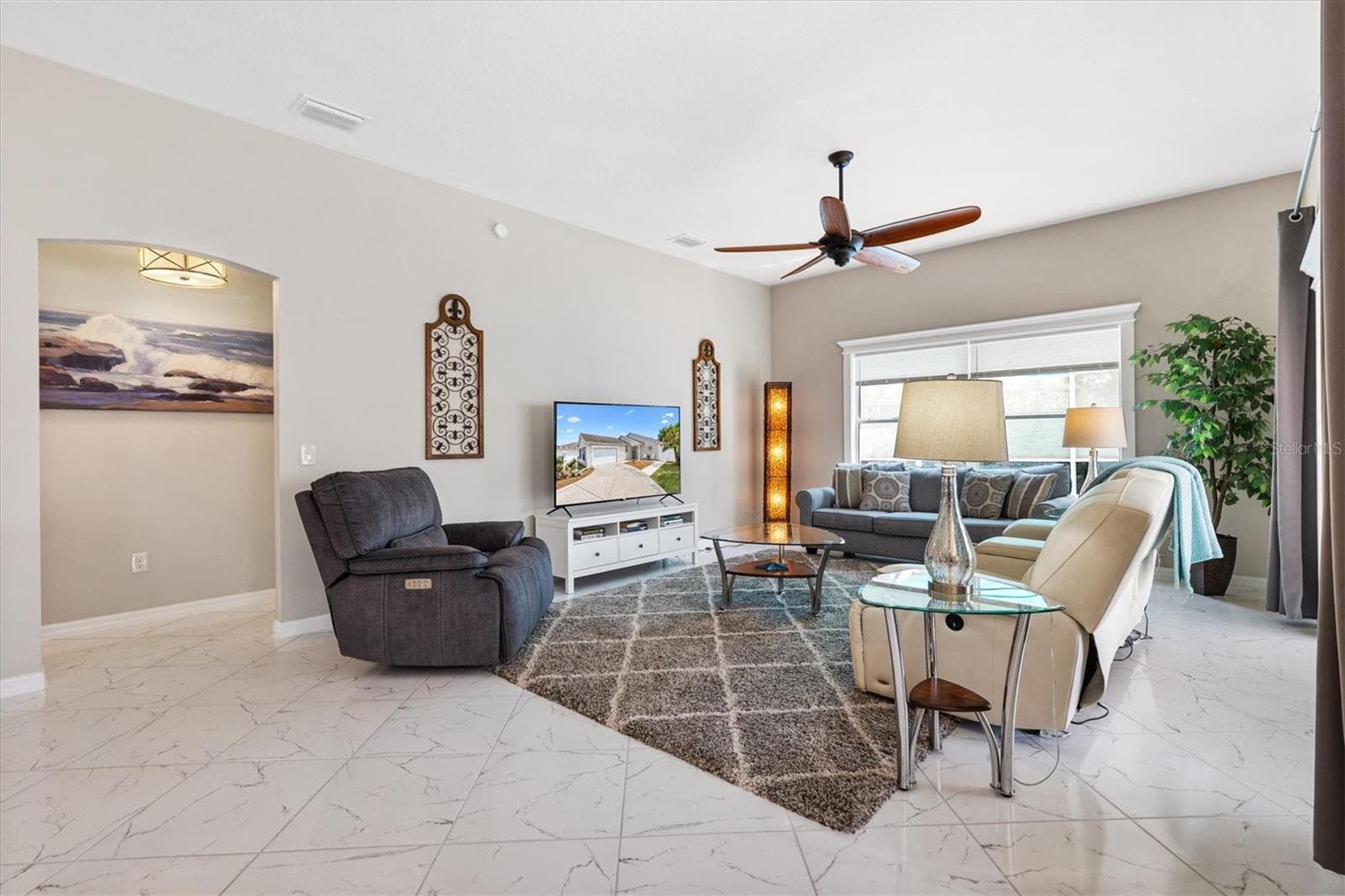 Living Room - 1936 NEEDLEWOOD LN, THE VILLAGES