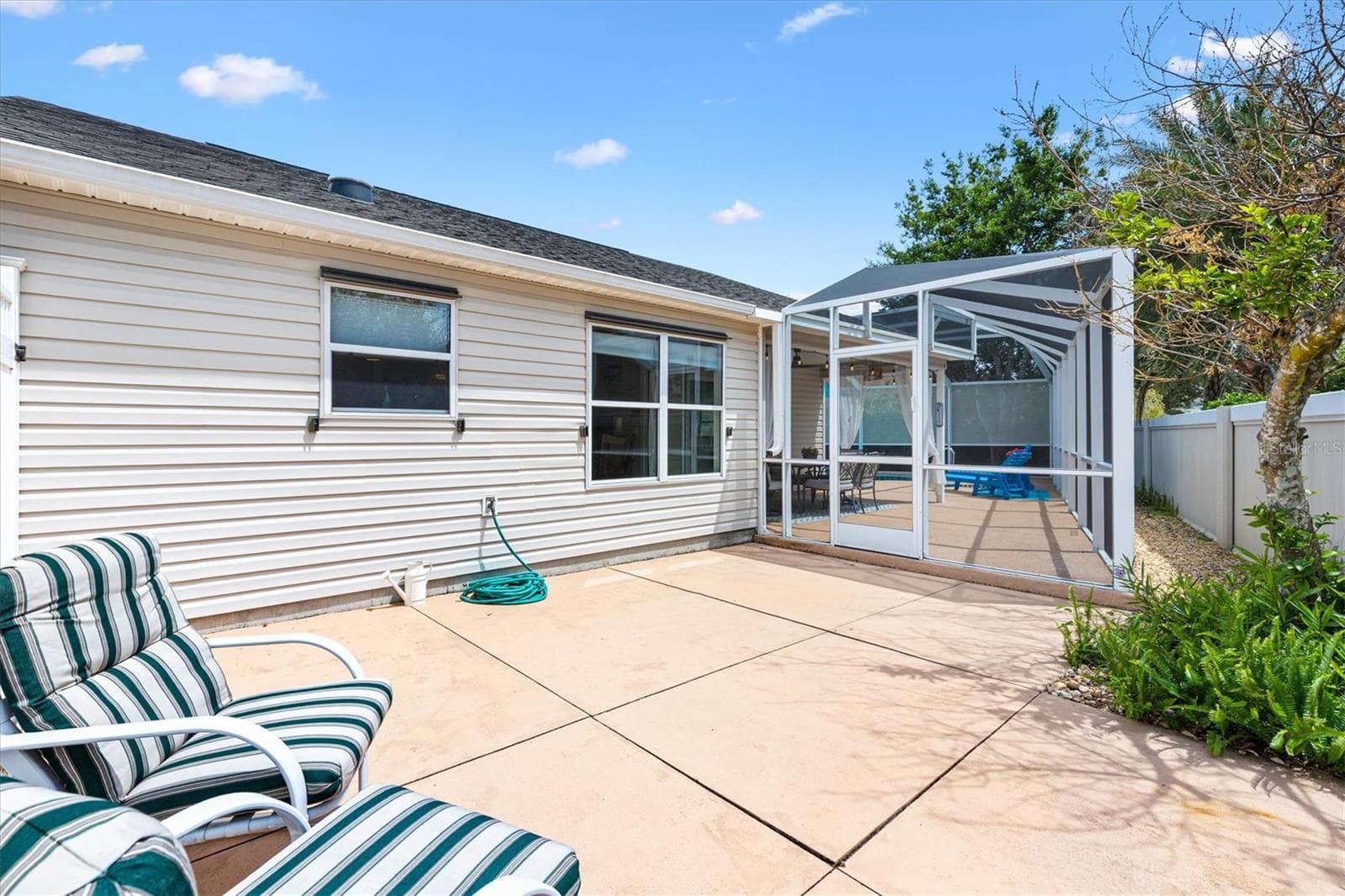 Outdoor Patio - 1936 NEEDLEWOOD LN, THE VILLAGES