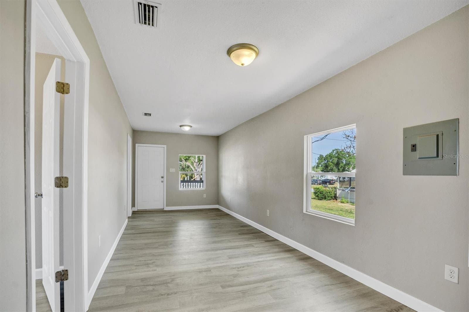 Single Family Residence at 209 PINEY AVE, LAKE WALES, photo 6 of 21