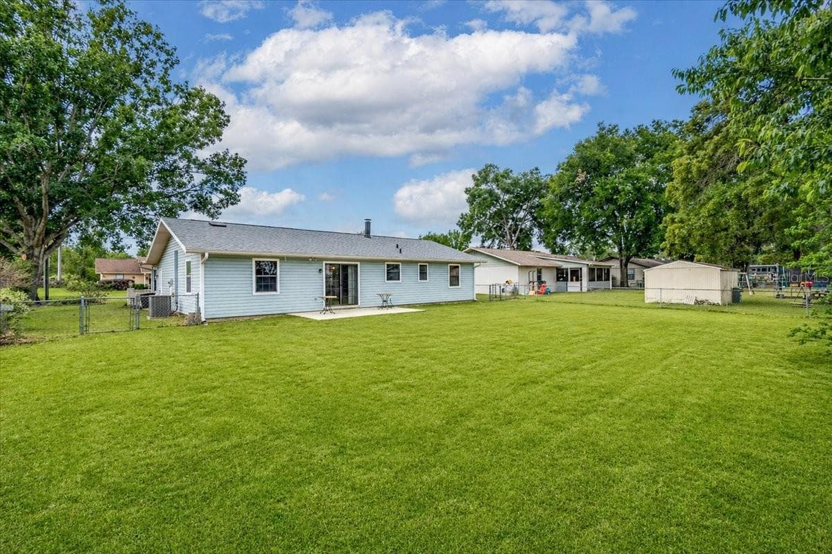 Backyard Right Corner - 4515 SE 59TH ST, OCALA