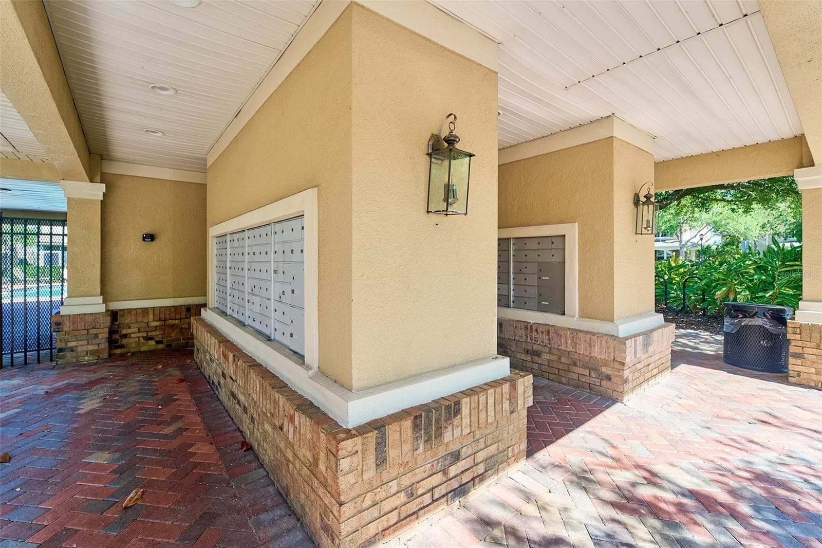 Townhouse at 5014 POND RIDGE RD, RIVERVIEW, photo 41 of 45