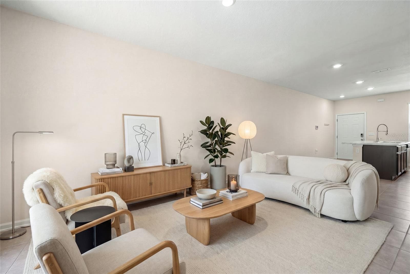 virtually staged great room - 585 RUNNING WOODS ST, ORANGE PARK
