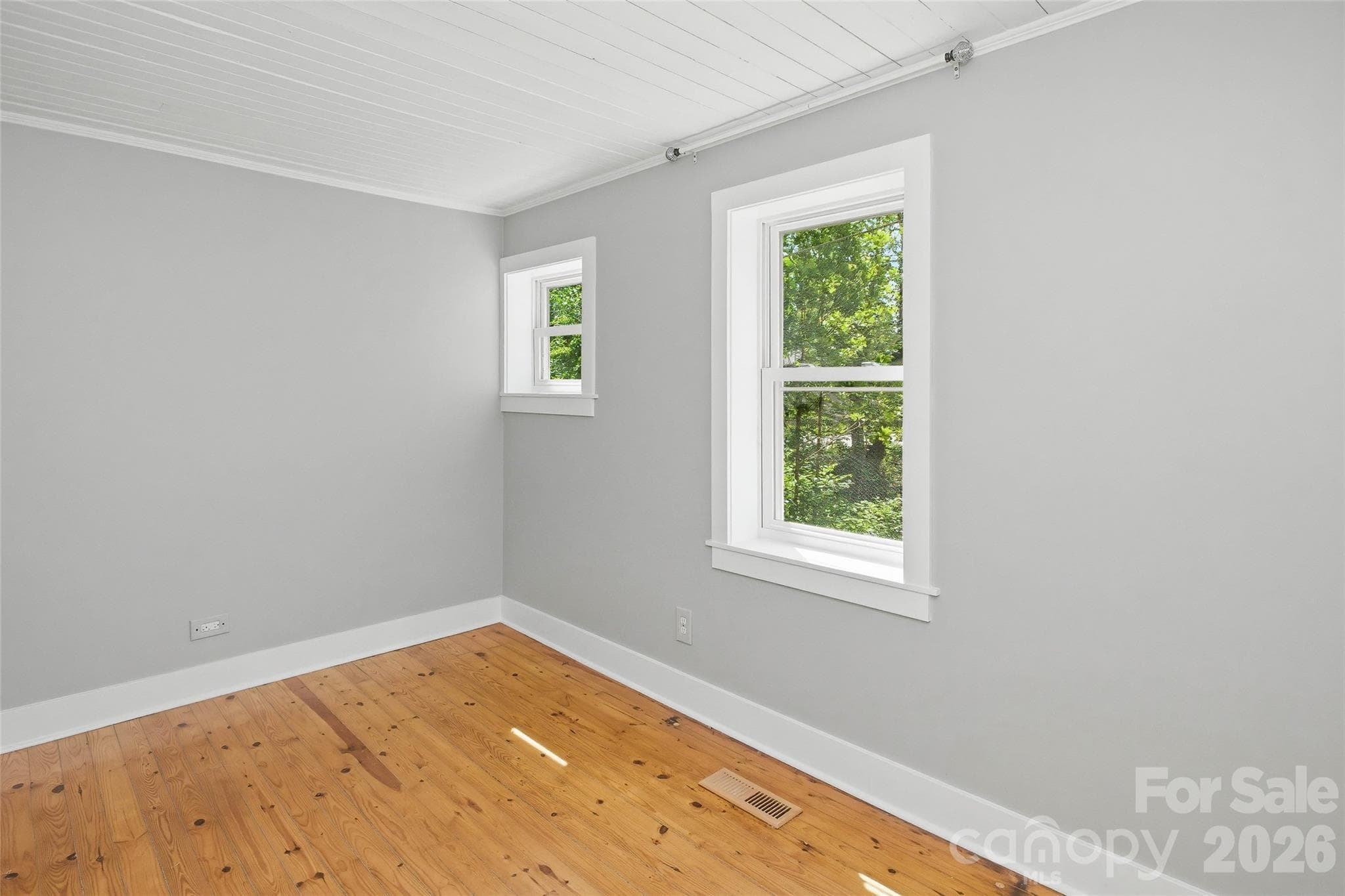 Single Family Residence at 70 Cedar Street, Asheville, photo 15 of 48