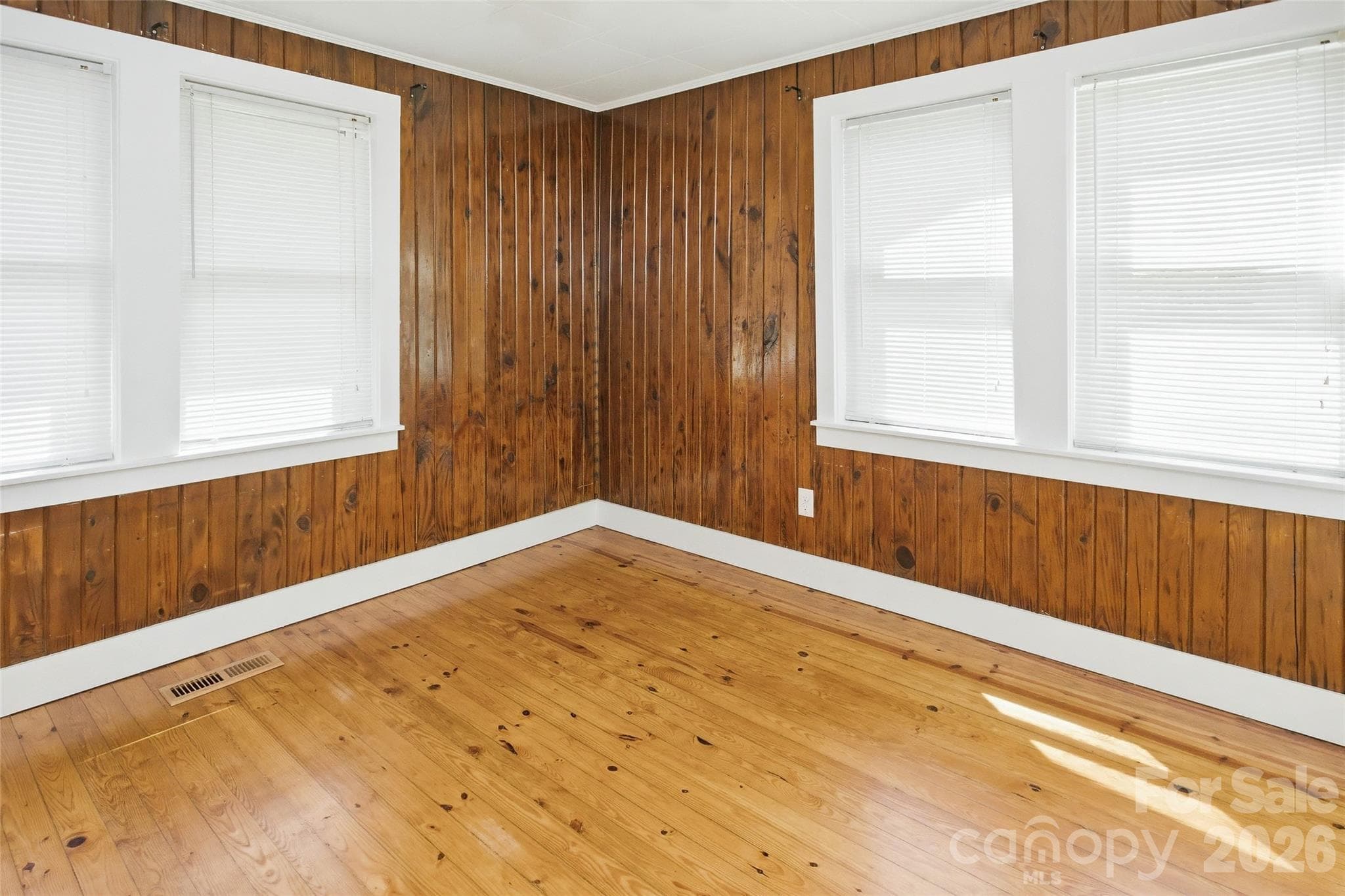 Single Family Residence at 70 Cedar Street, Asheville, photo 20 of 48