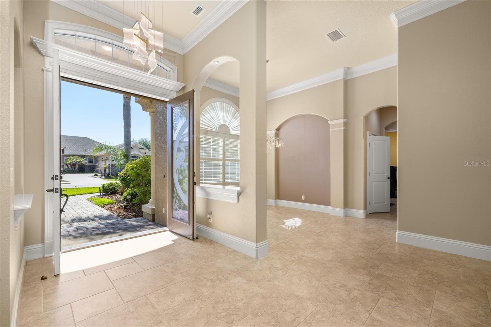 Single Family Residence at 6535 EAGLE RIDGE WAY, LAKELAND, photo 7 of 100