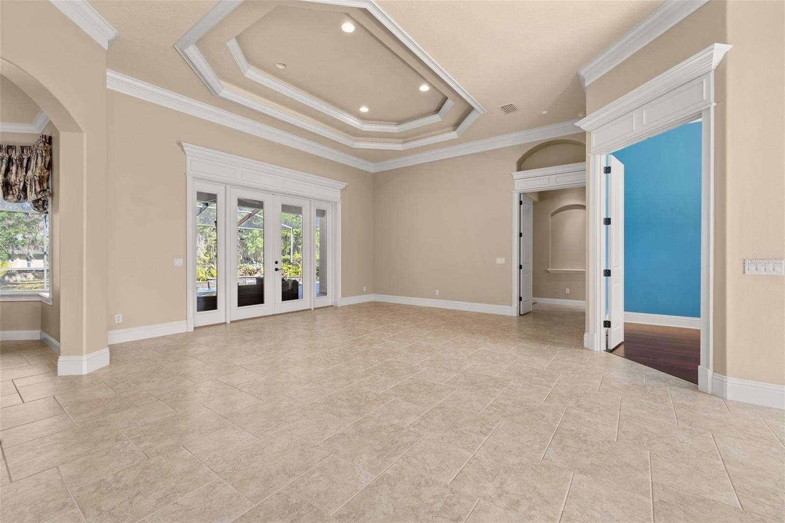 Single Family Residence at 6535 EAGLE RIDGE WAY, LAKELAND, photo 11 of 100