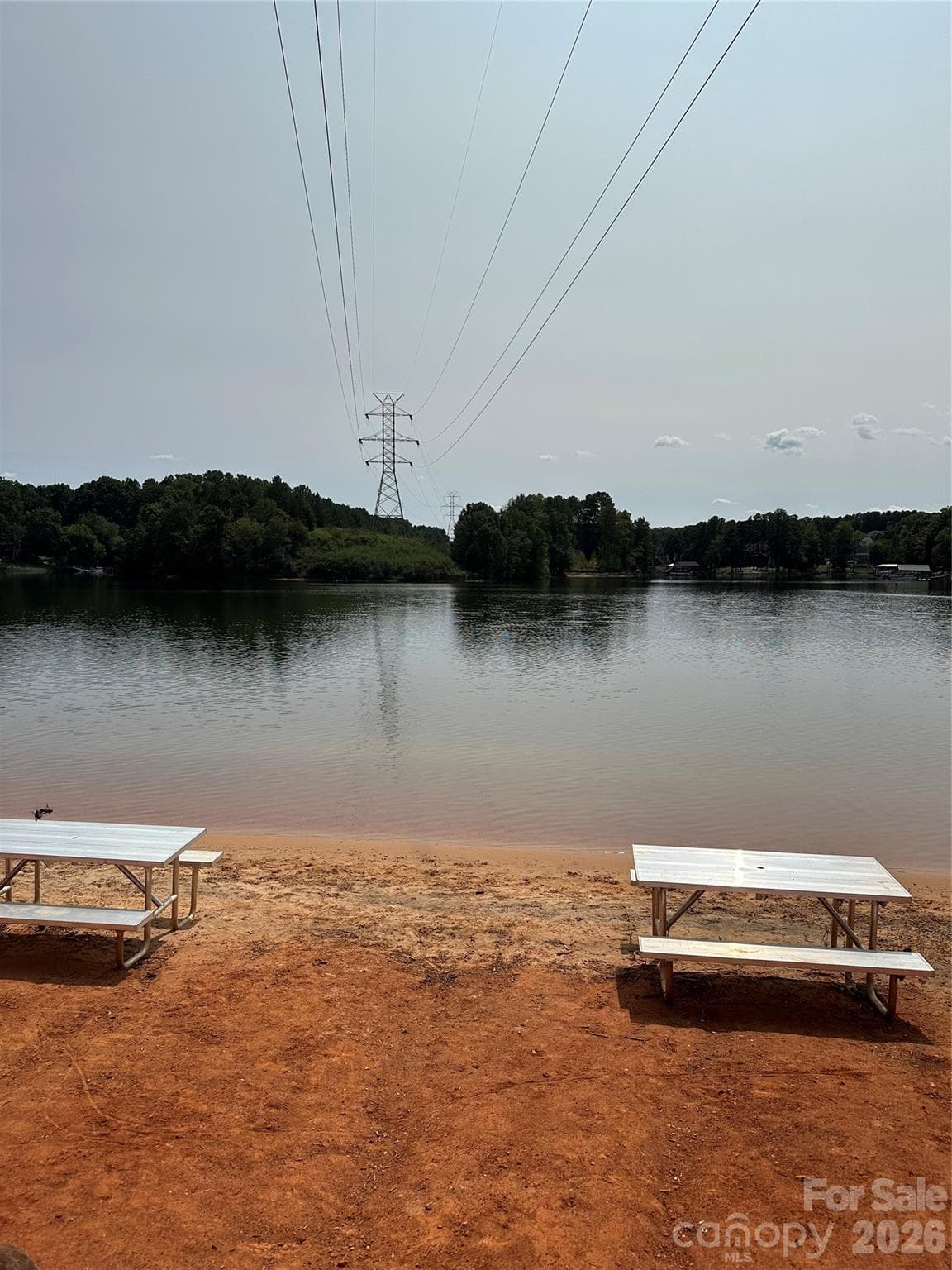 Private beach area for Sandpiper Bay residents - Denver