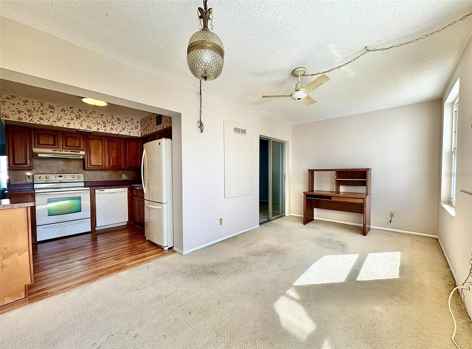 Condominium at 2428 COLUMBIA DR #36, CLEARWATER, photo 13 of 43