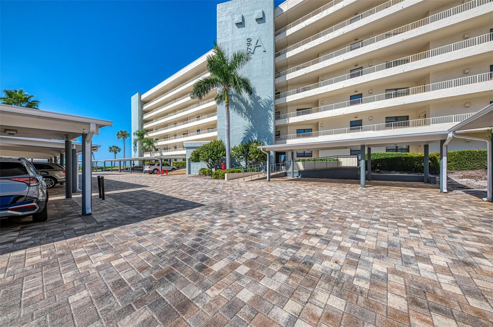 Condominium at 5790 MIDNIGHT PASS RD #209, SARASOTA, photo 6 of 85