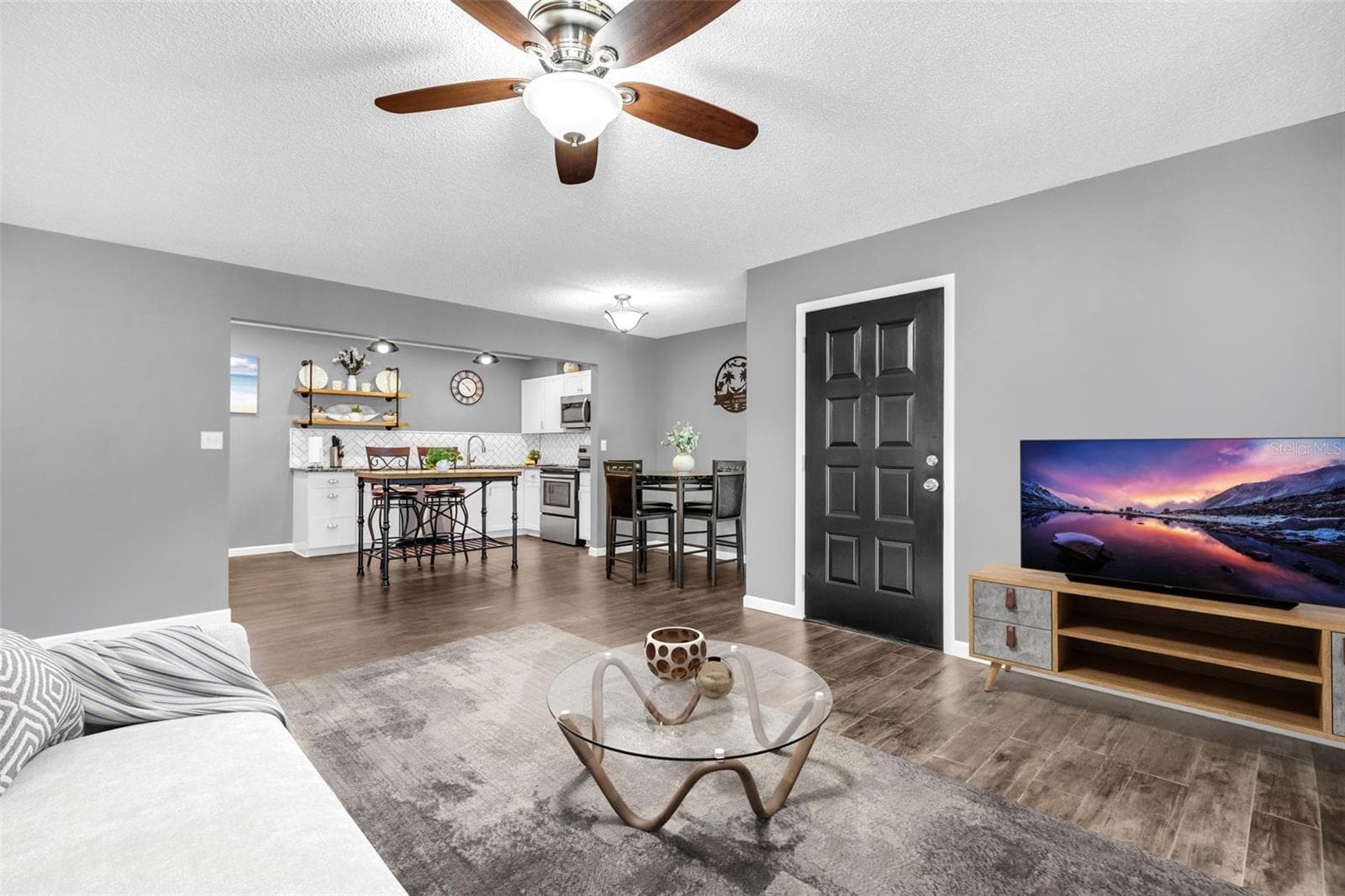Gracious & welcoming front entry~ - 2642 PINE RIDGE WAY S #G2, PALM HARBOR