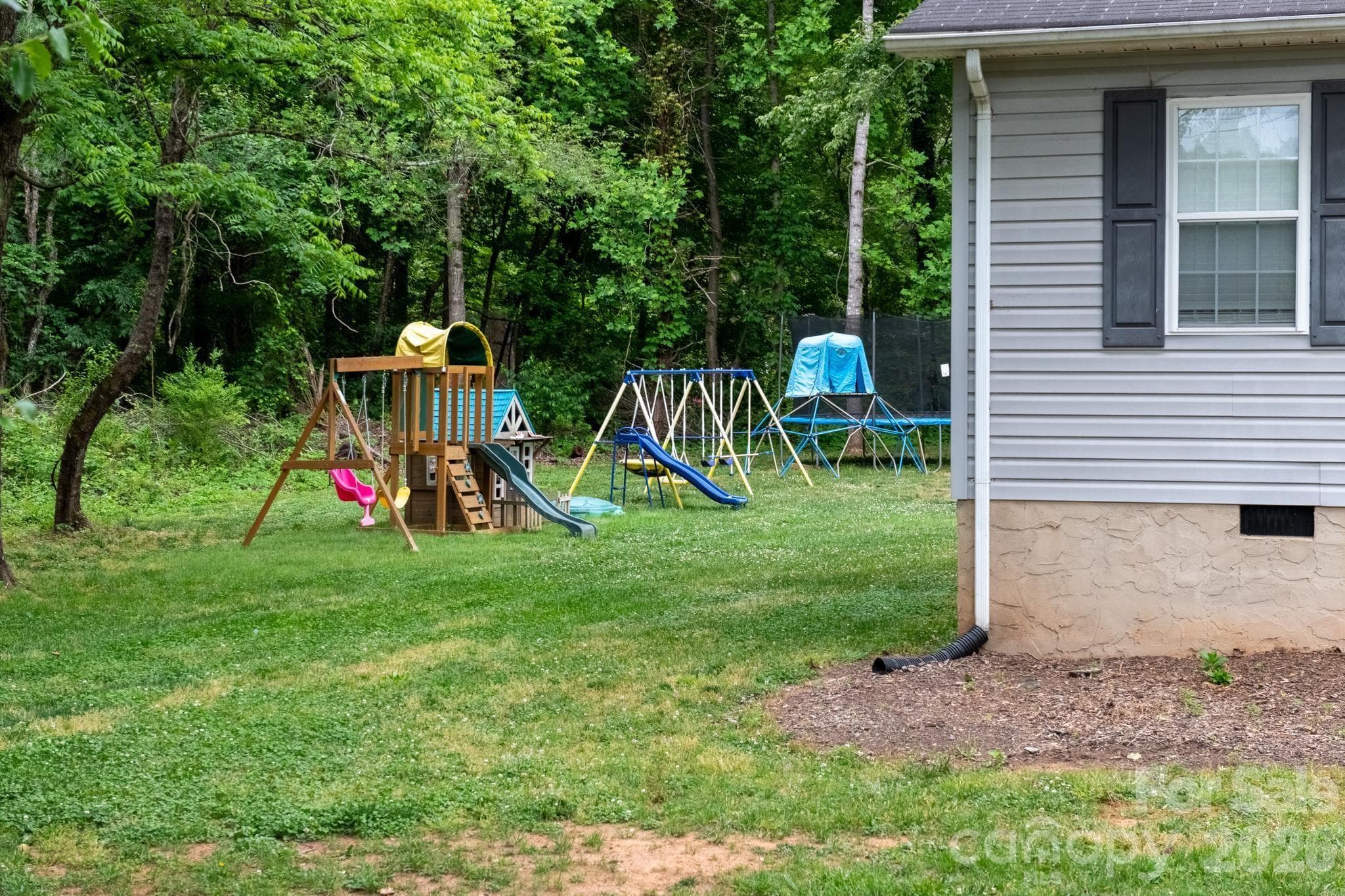 Single Family Residence at Lenoir, photo 4 of 37