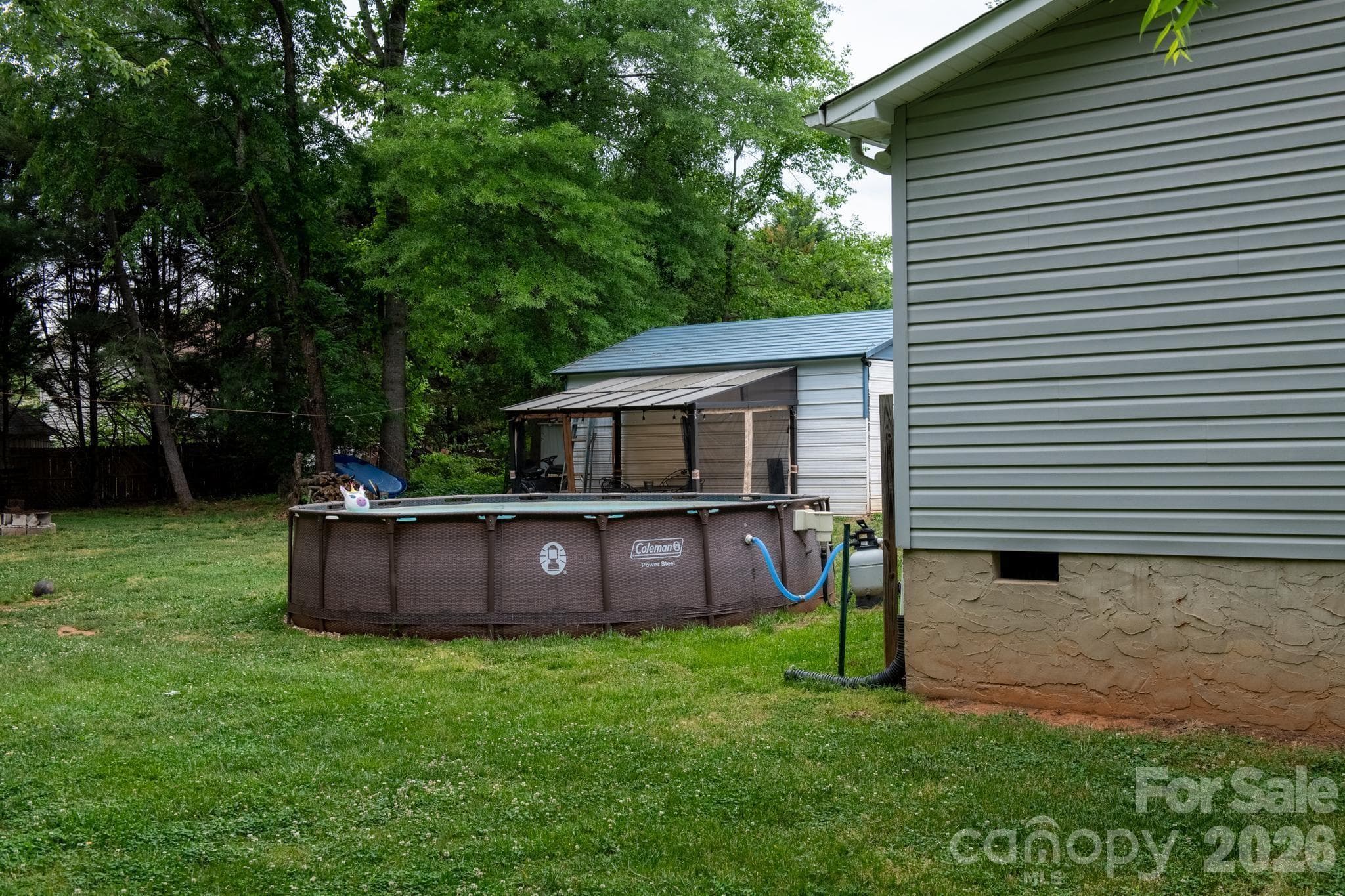 Single Family Residence at Lenoir, photo 6 of 37