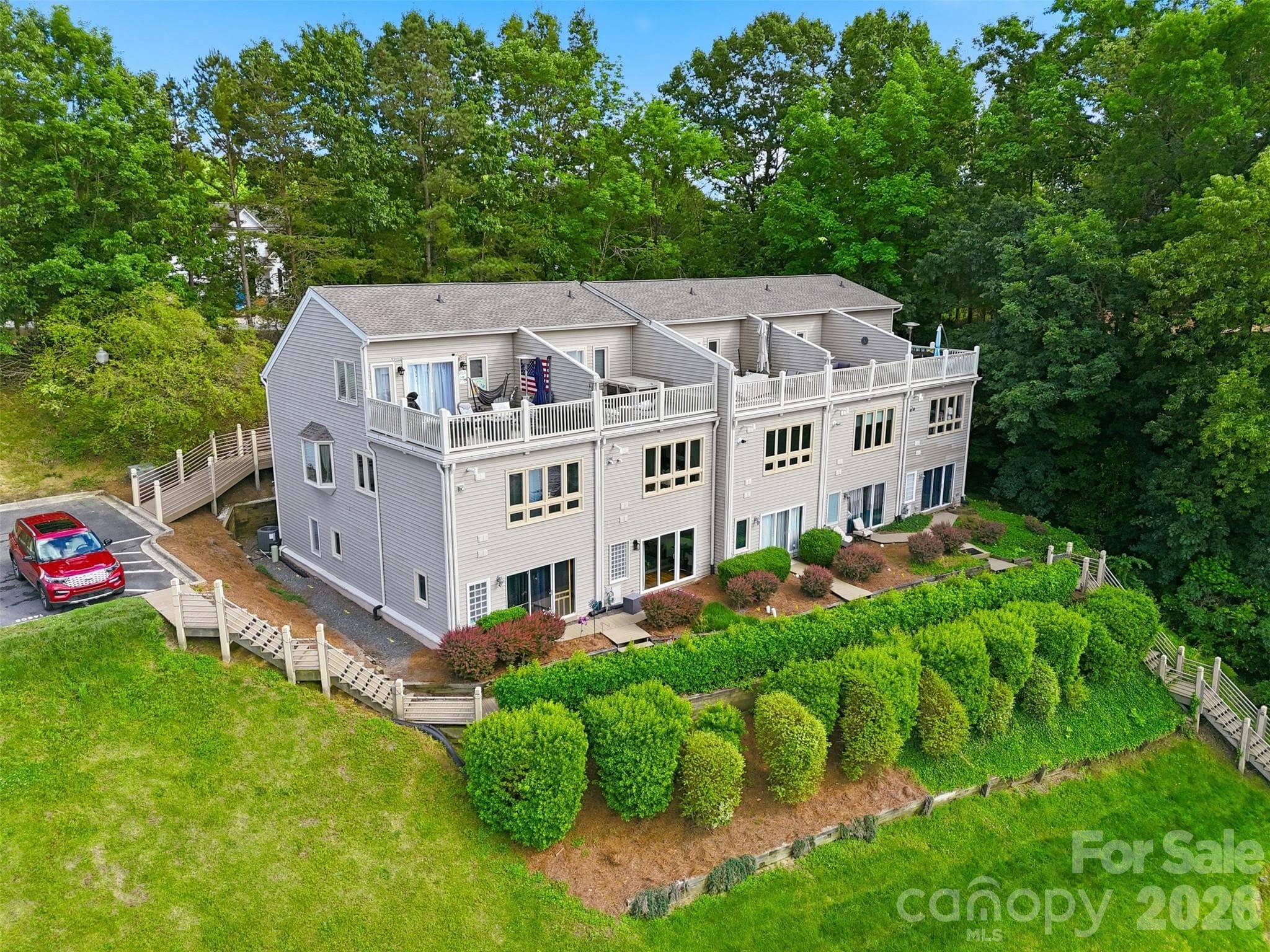 Townhouse at 14614 Waterside Drive, Charlotte, photo 3 of 47