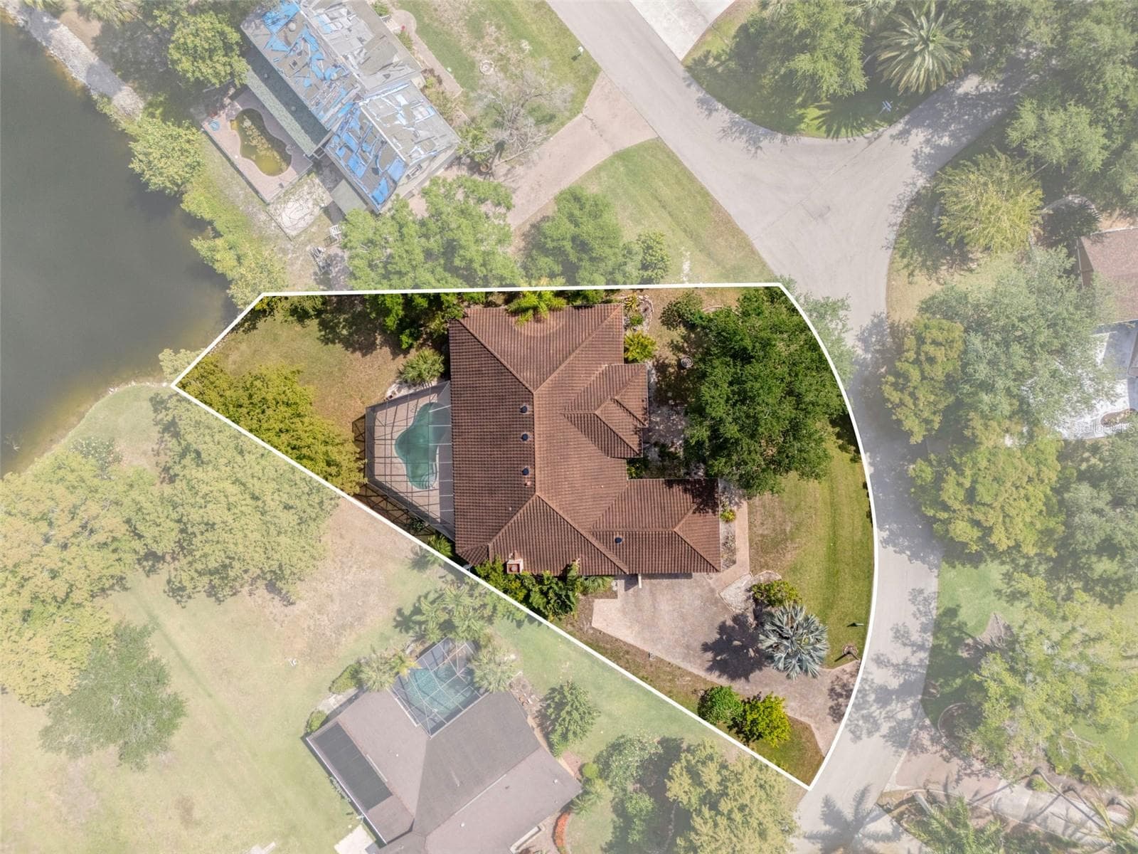 Single Family Residence at 7214 HENDRY CREEK DR, FORT MYERS, photo 2 of 56
