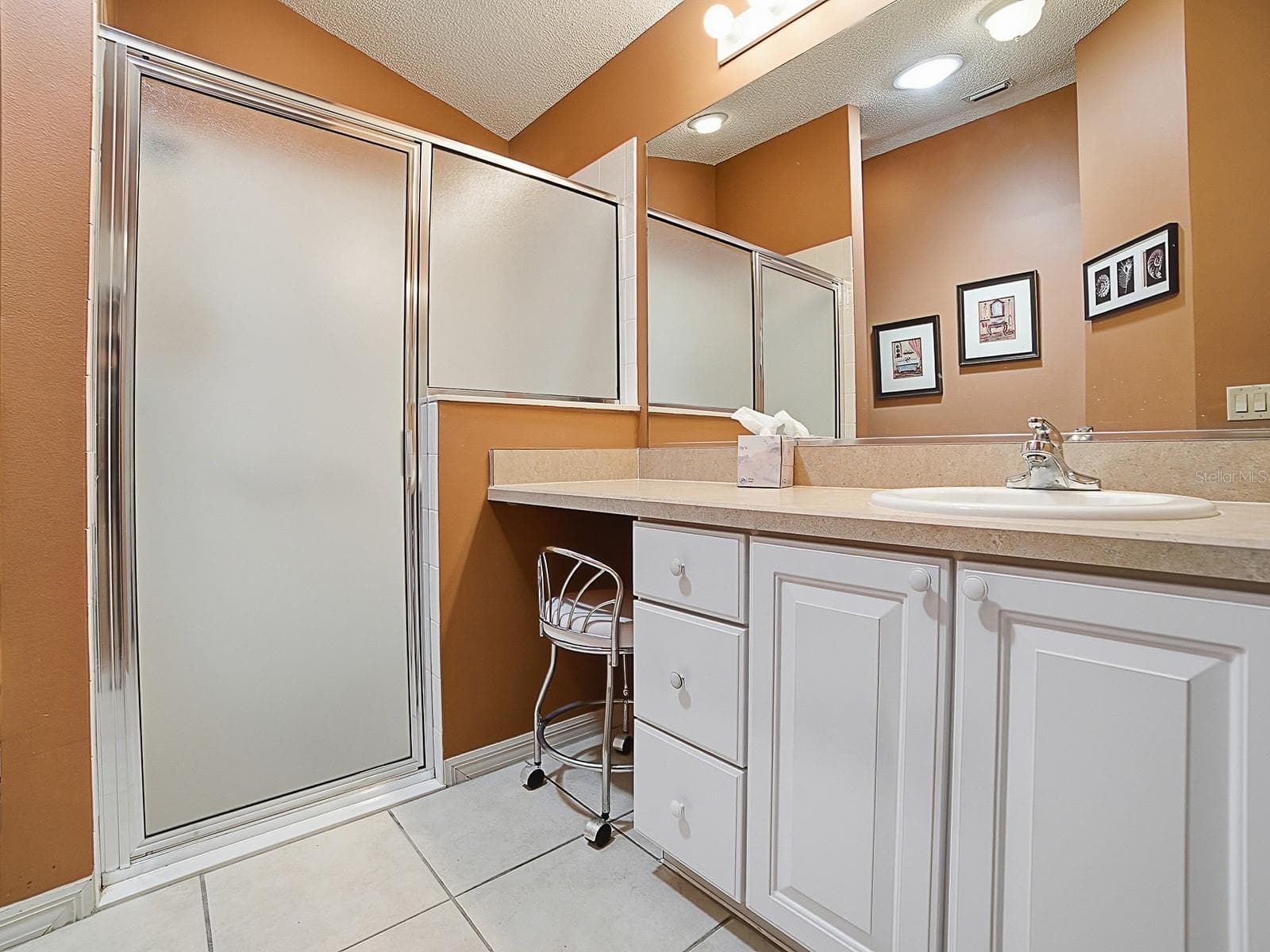 Primary Bath - 7631 SE 170TH LONGVIEW LN, THE VILLAGES