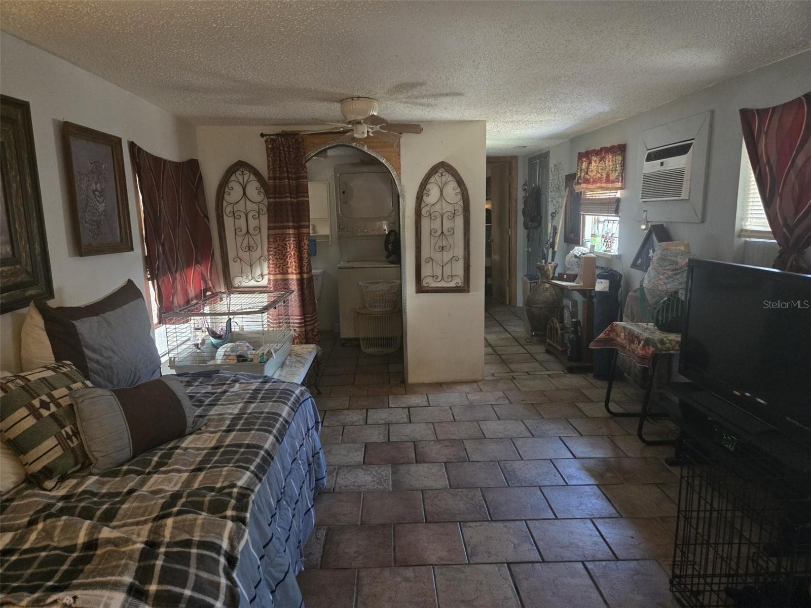 Mobile Home at 120 WEST LOOP, OAK HILL, photo 4 of 8
